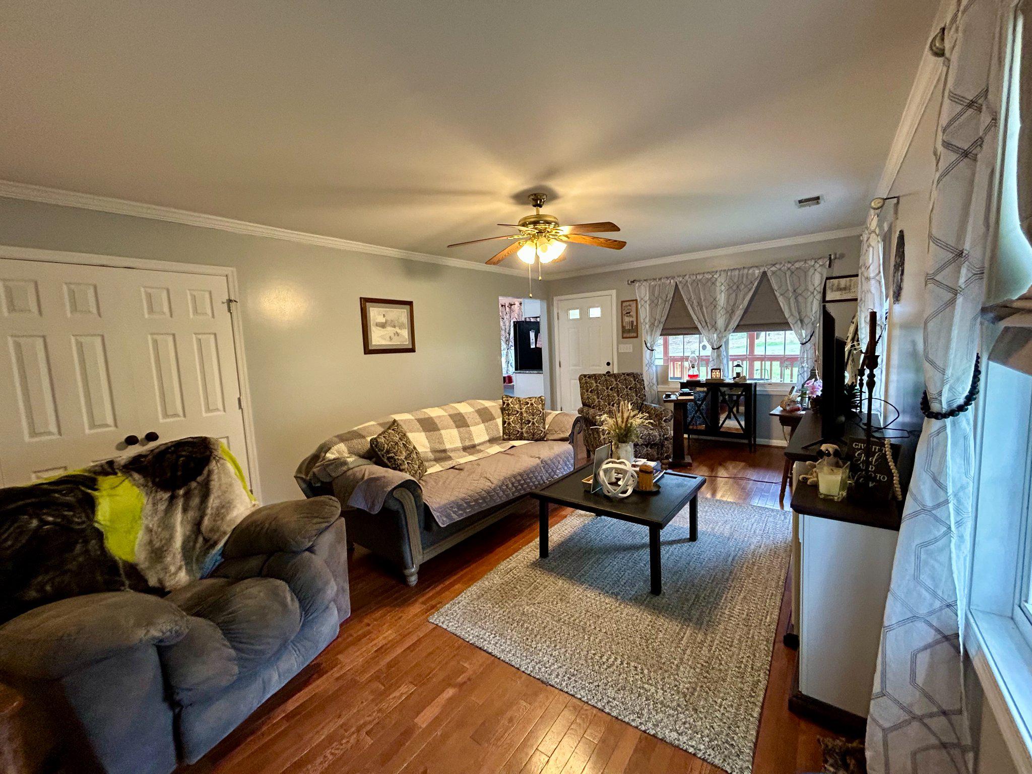 WARDEN ACRES - Residential