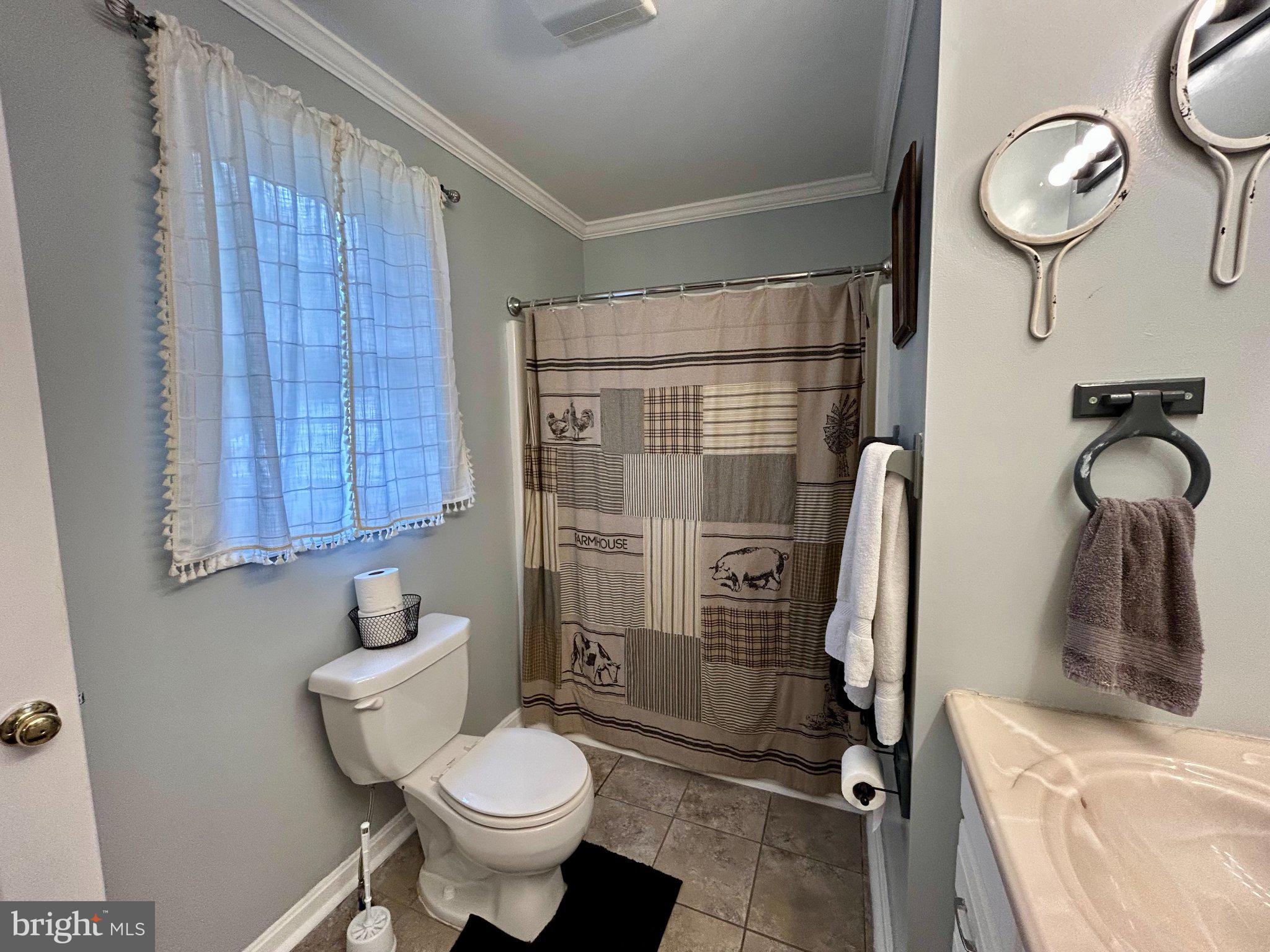 WARDEN ACRES - Residential