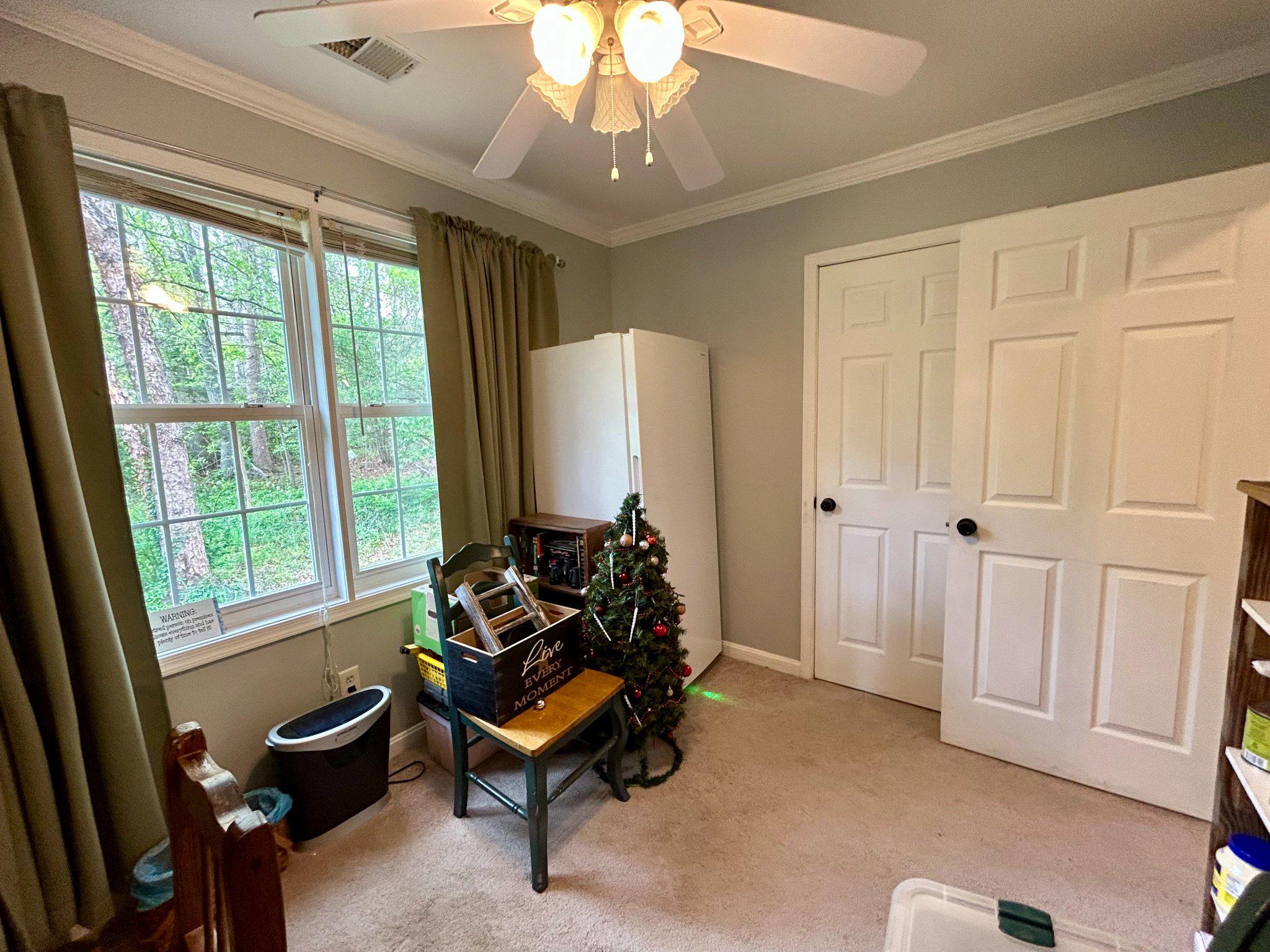 WARDEN ACRES - Residential