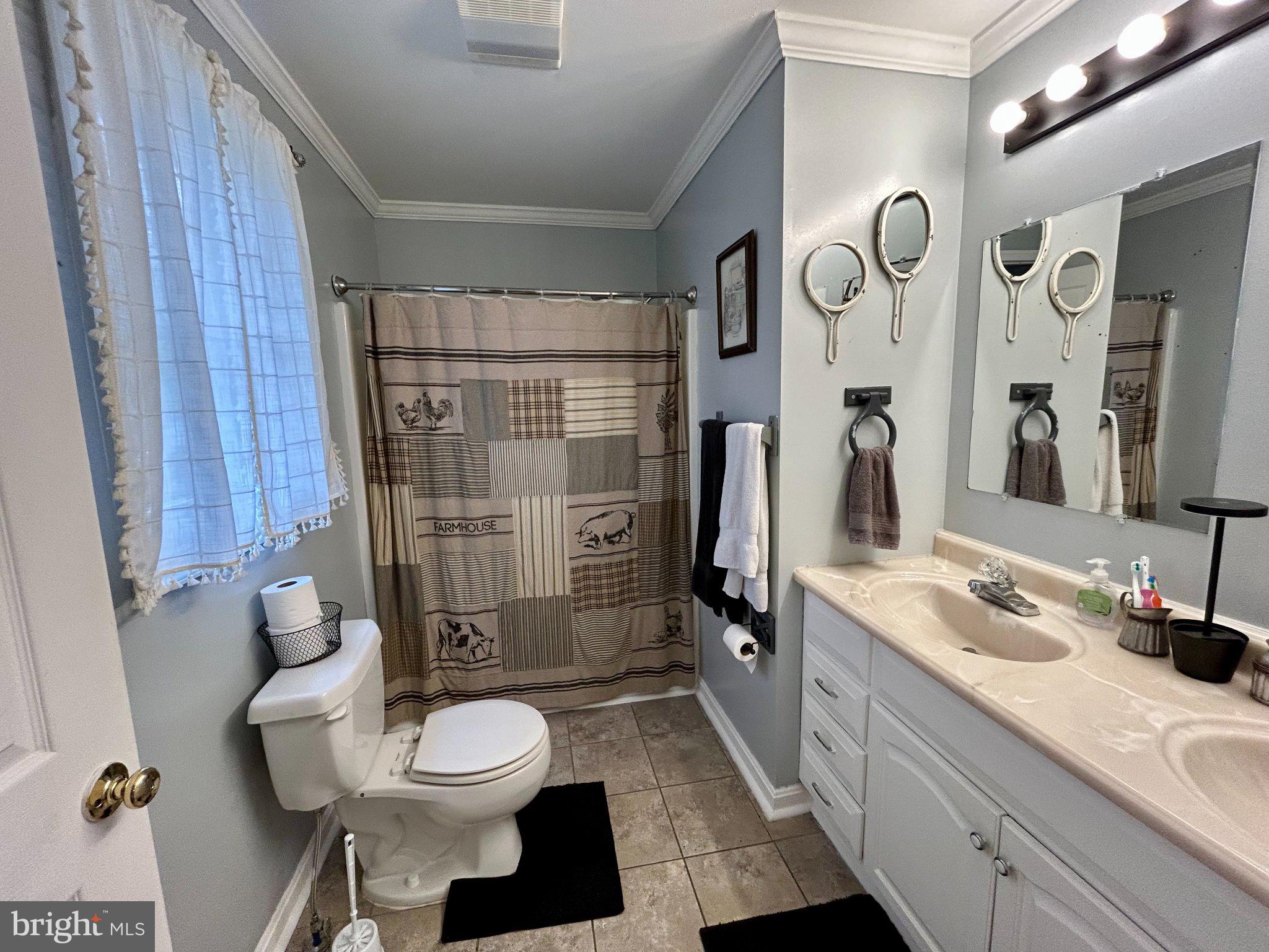 WARDEN ACRES - Residential