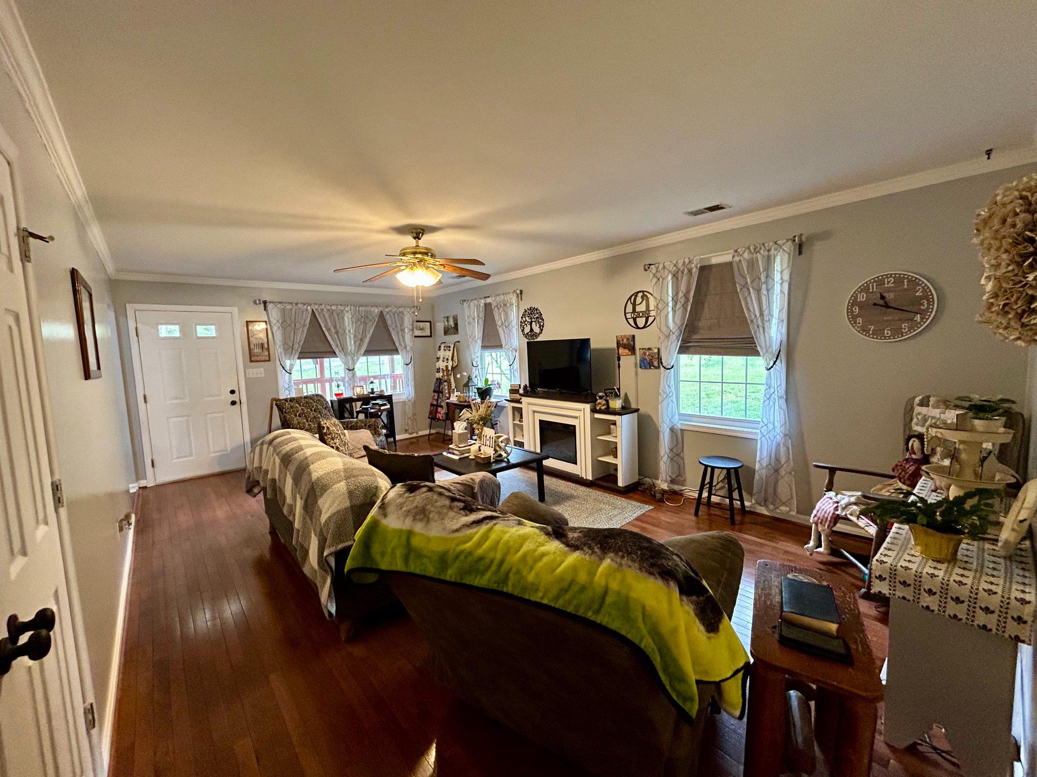 WARDEN ACRES - Residential
