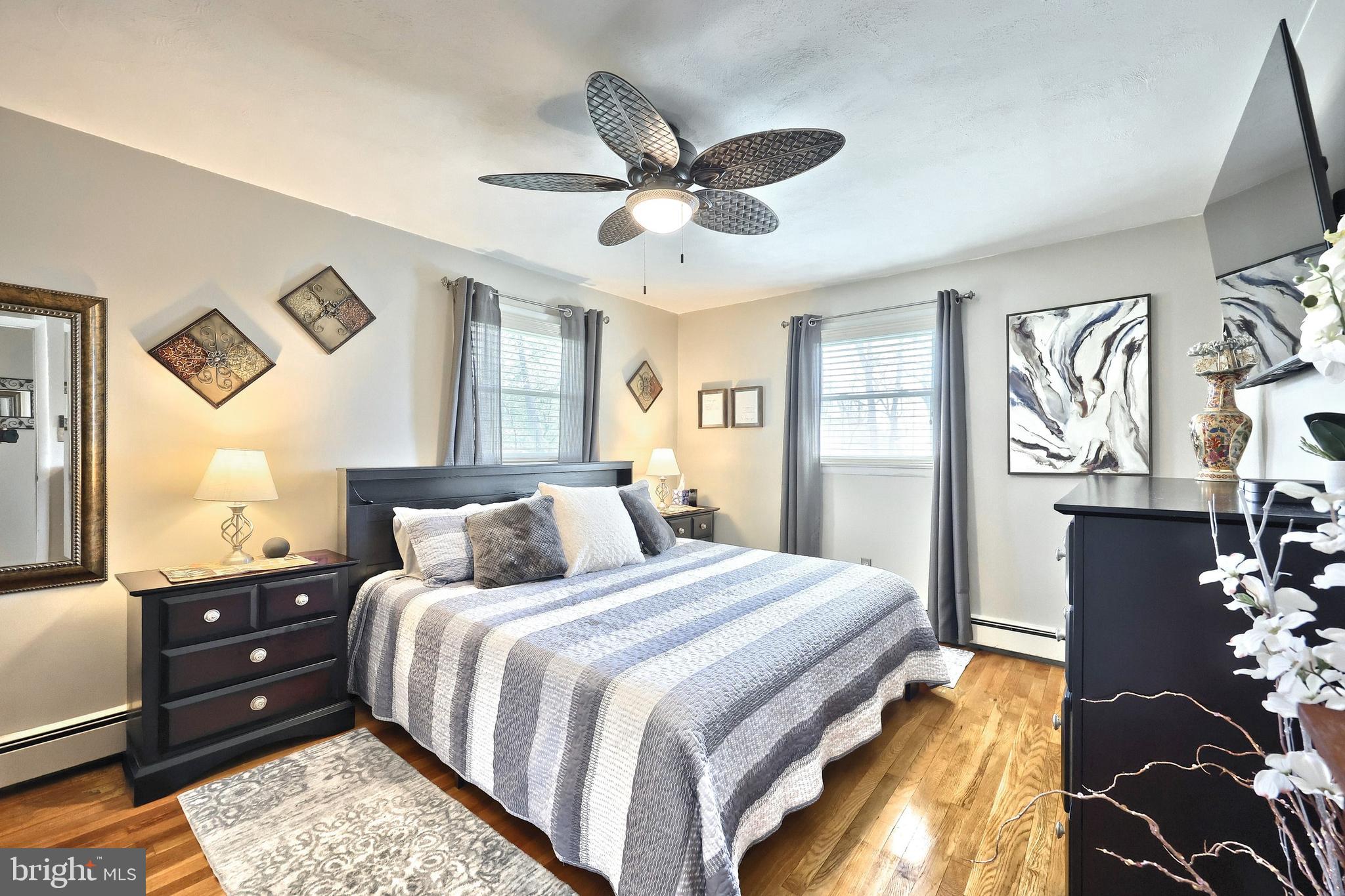 ARLINGTON PARK - Residential