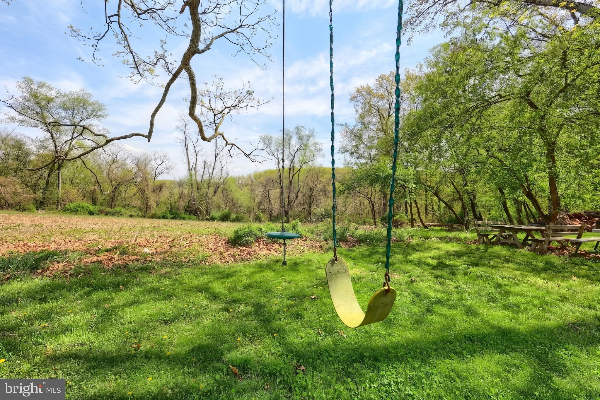 ARLINGTON PARK - Residential