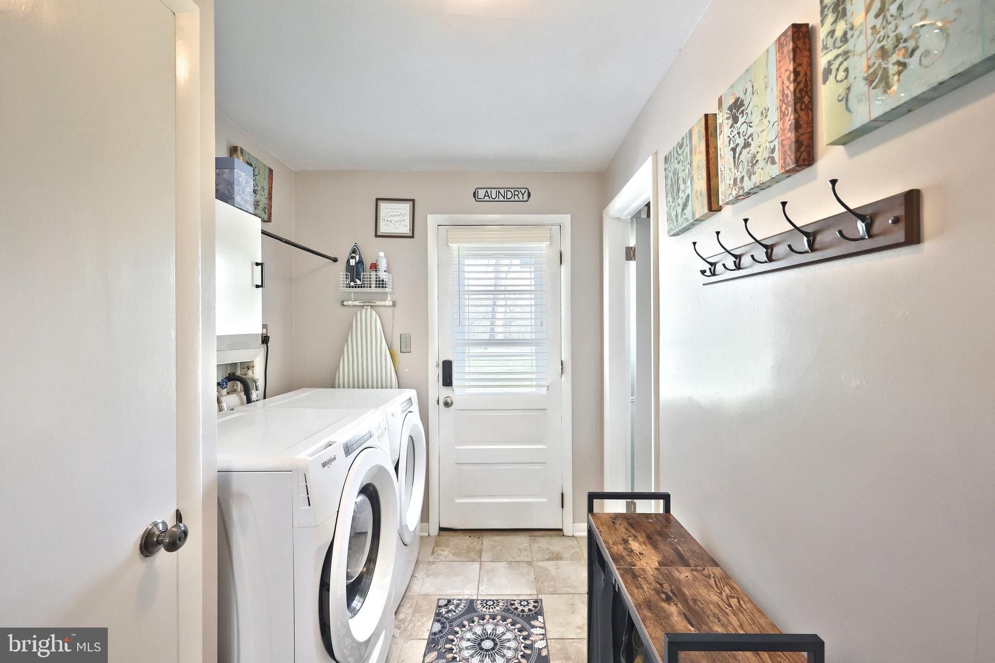 ARLINGTON PARK - Residential