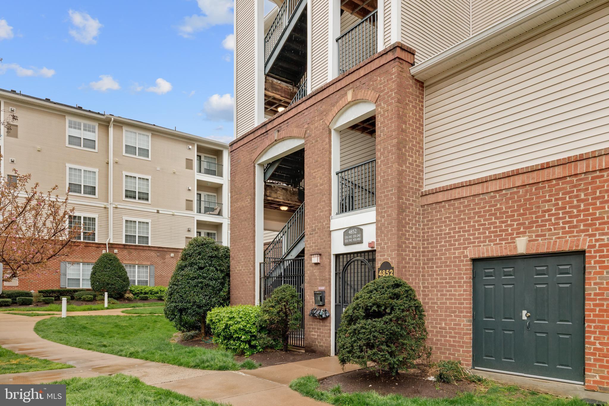 EXCHANGE AT VAN DORN - Residential