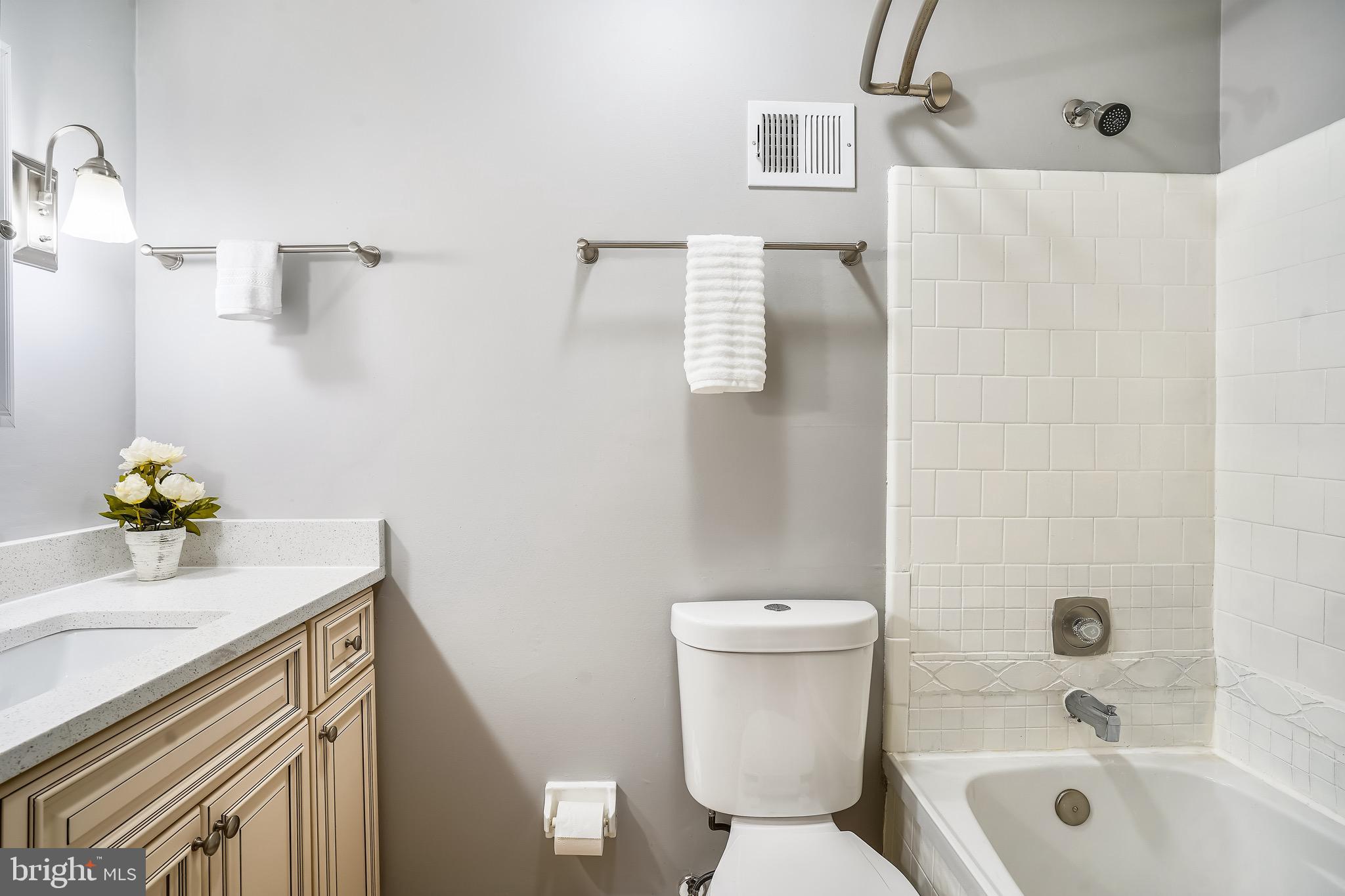 HERITAGE WOODS/FAIR ESTS - Residential