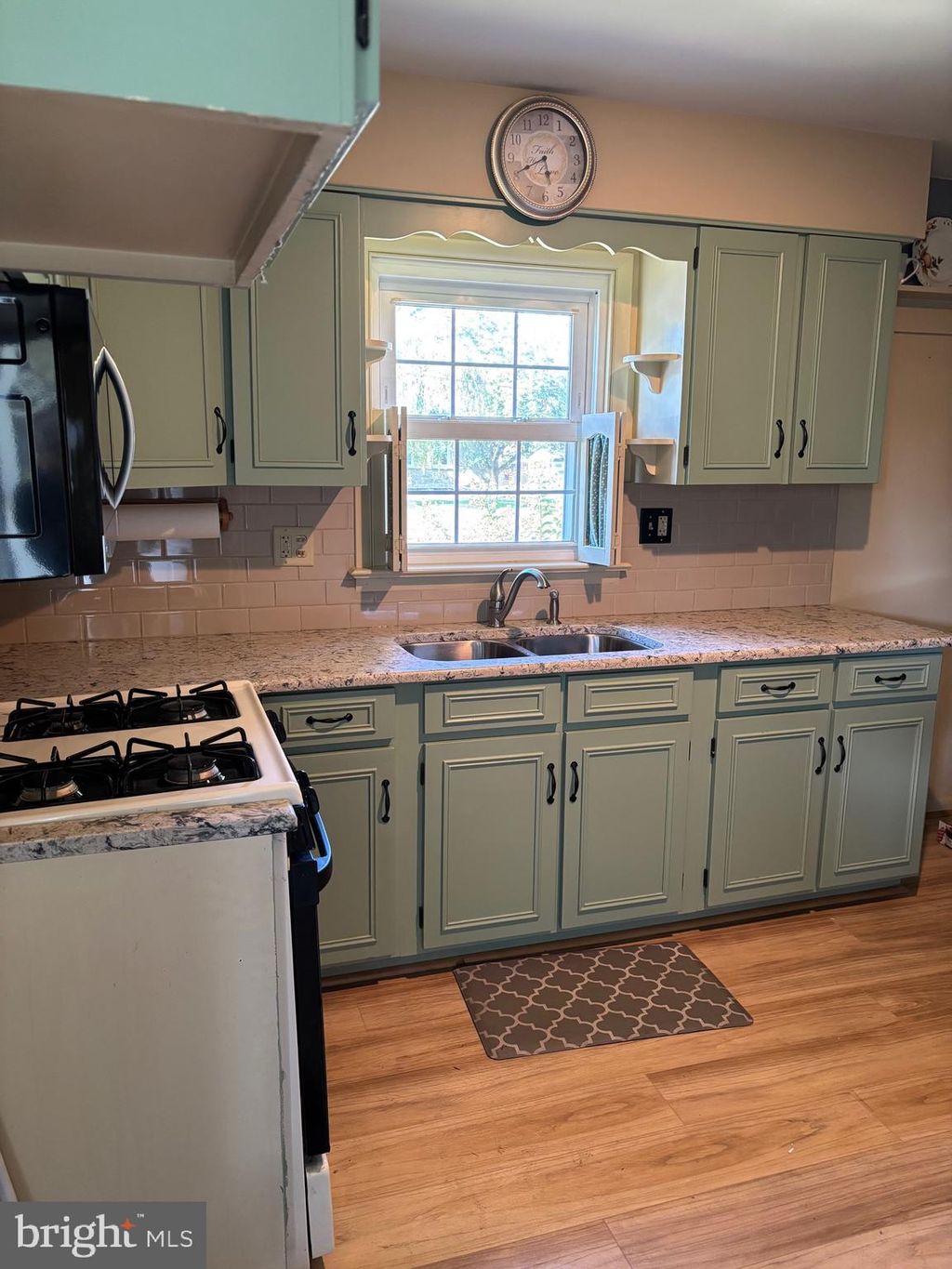 Photo of 6351 Carpenter St. St, EAST PETERSBURG, PA 17520 (MLS # PALA2076924)