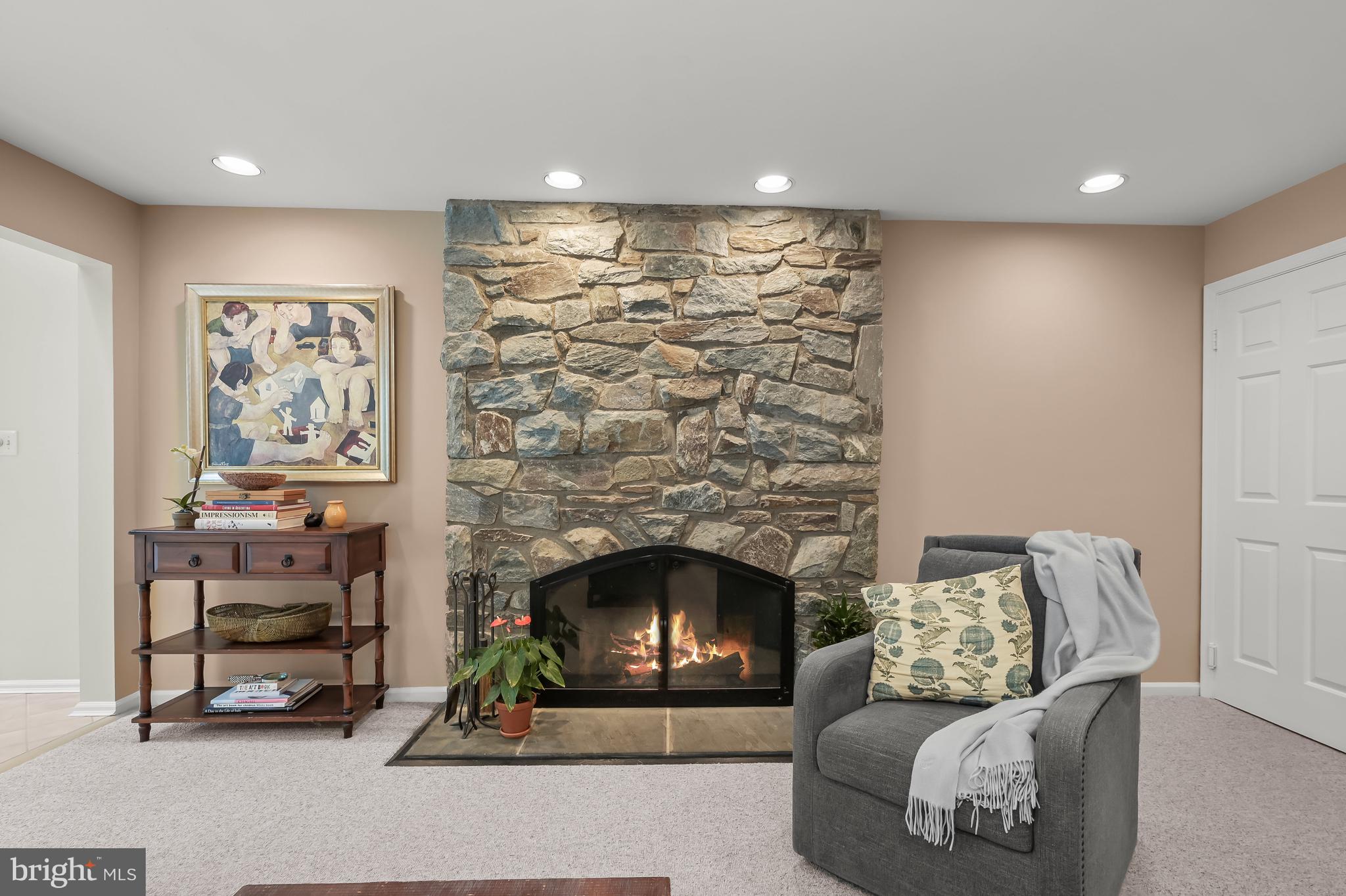 FALLSREACH - Residential