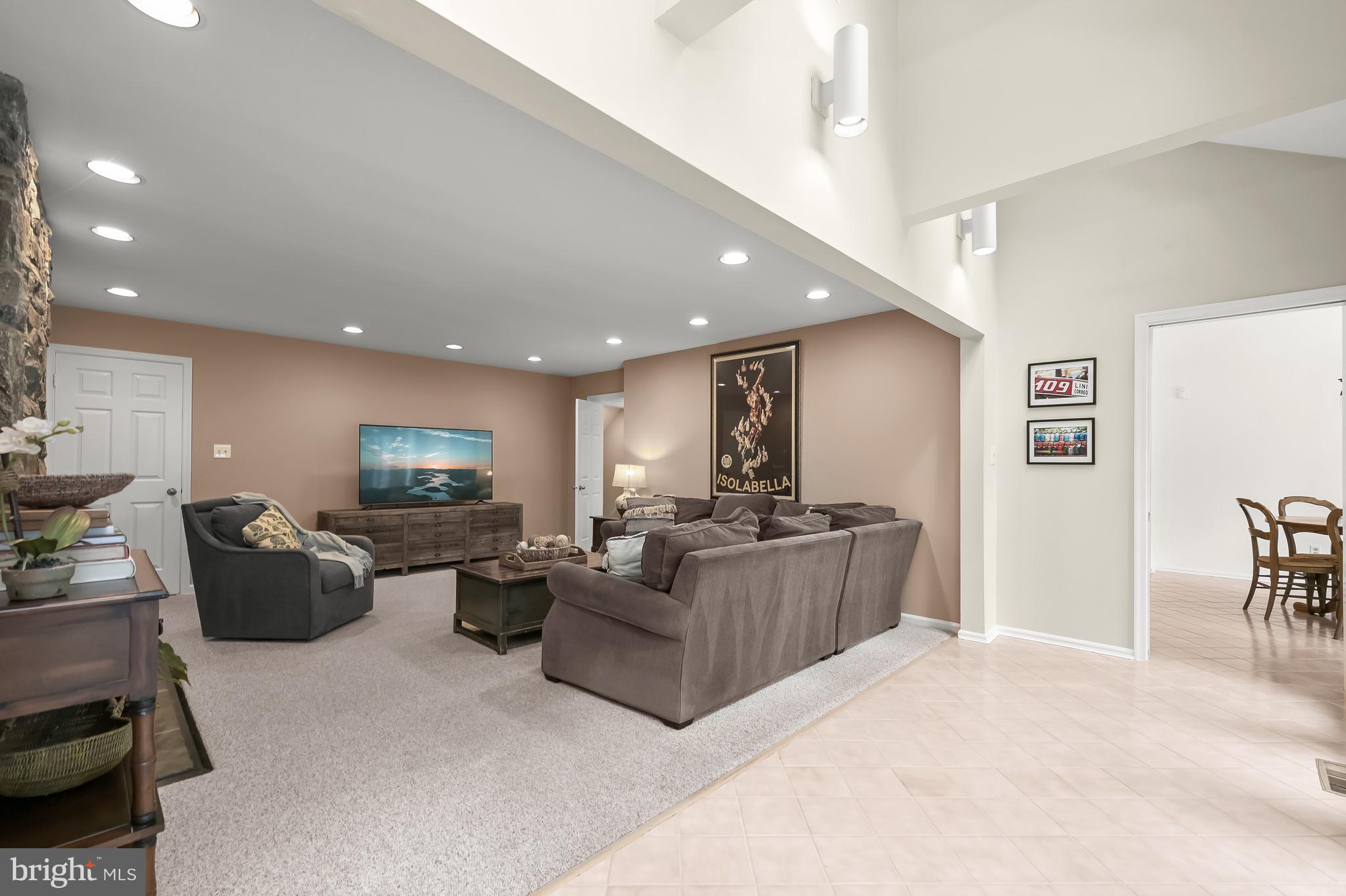 FALLSREACH - Residential