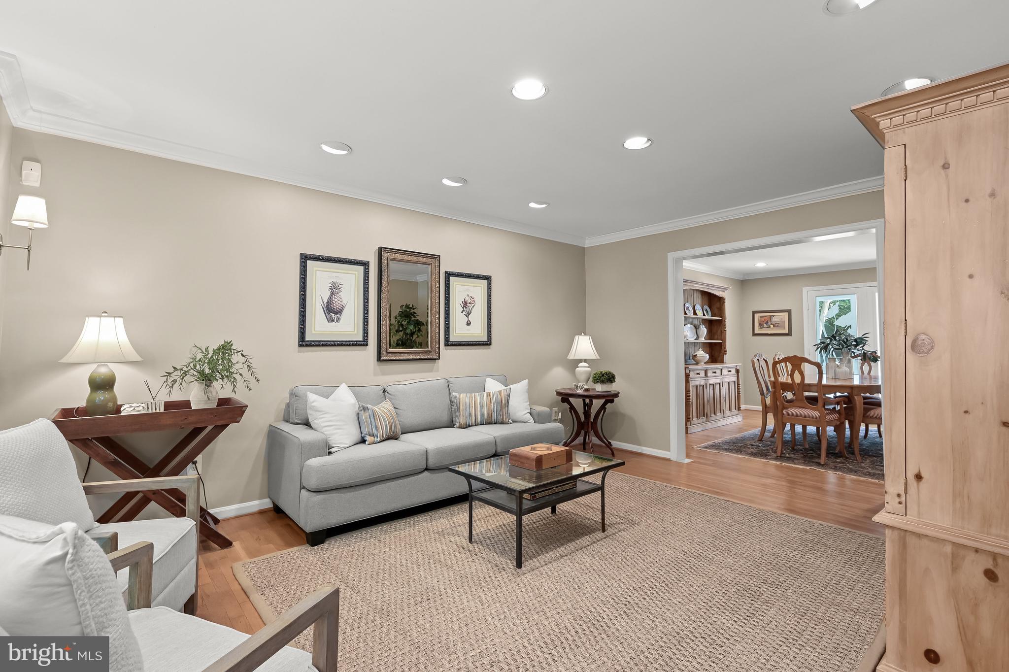 FALLSREACH - Residential