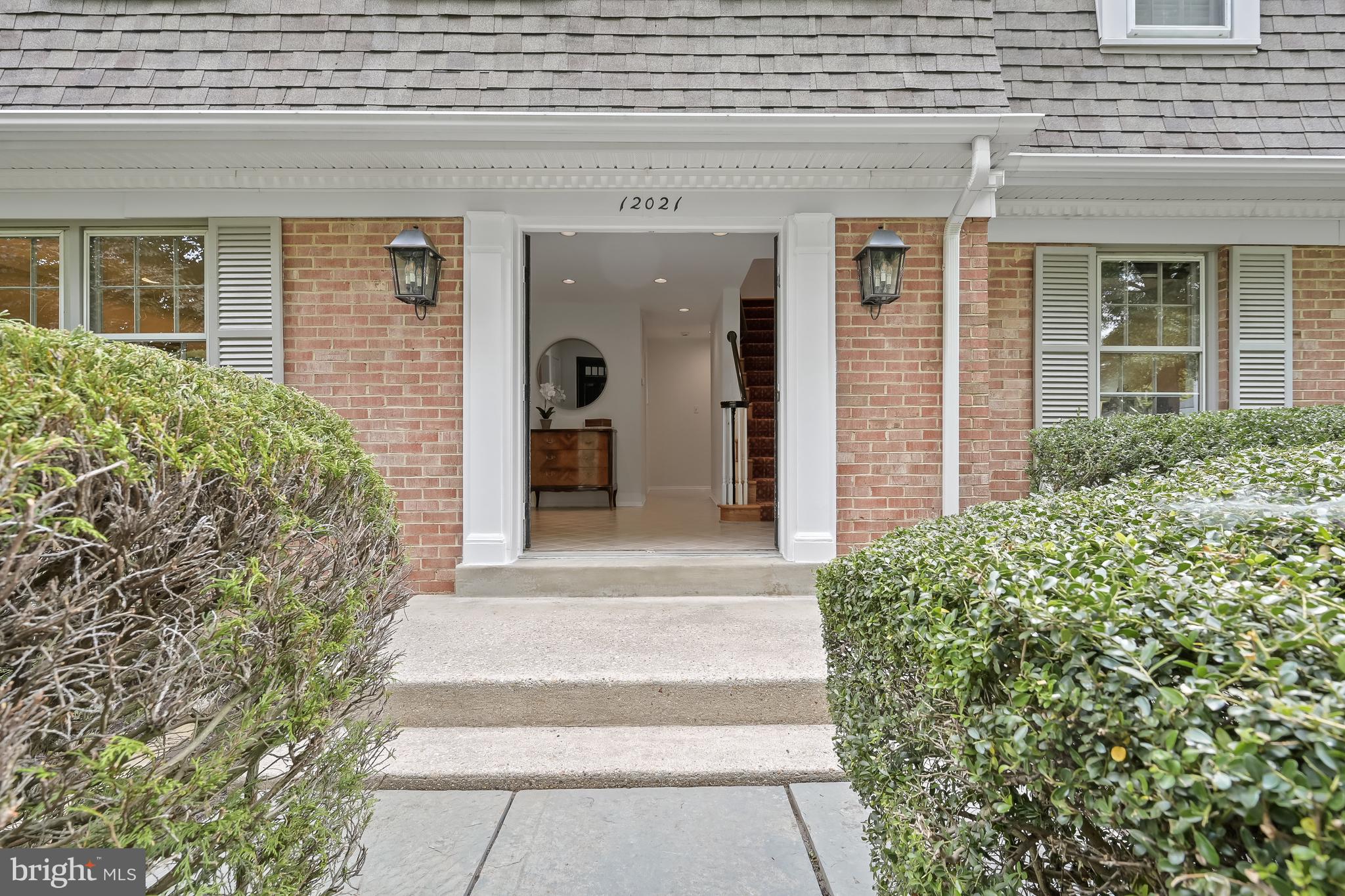 FALLSREACH - Residential