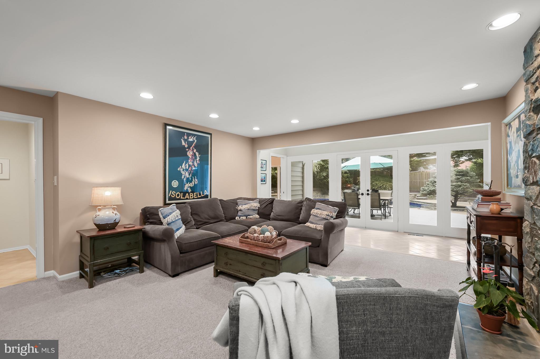 FALLSREACH - Residential