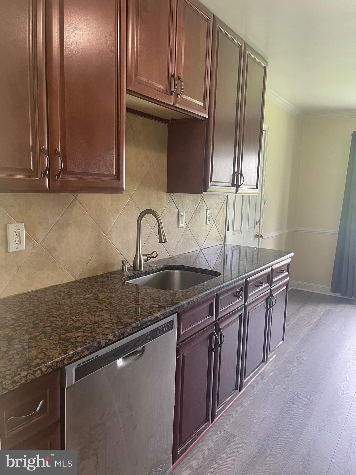 WESTLEIGH - Residential Lease