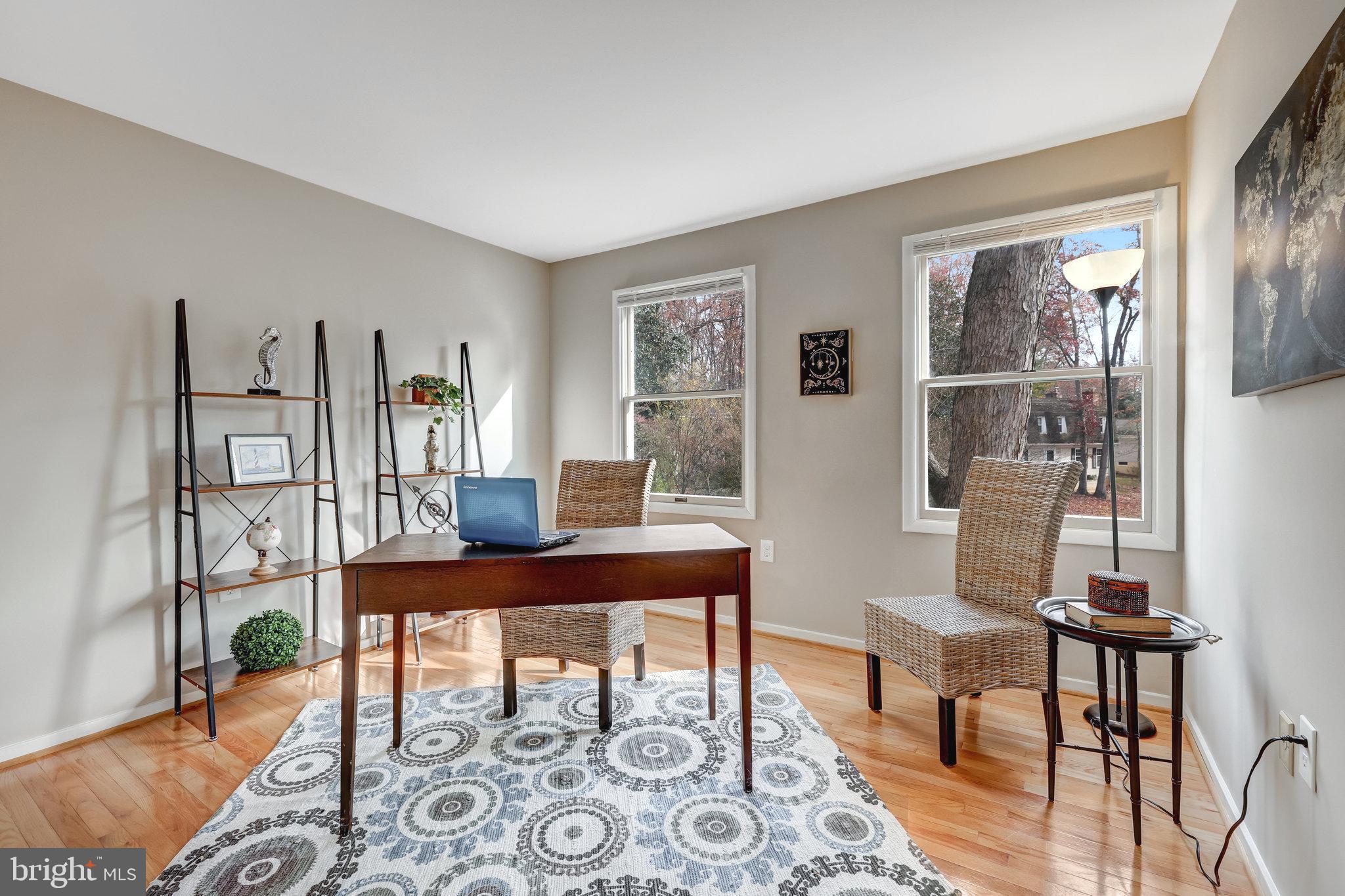 RESTON - Residential