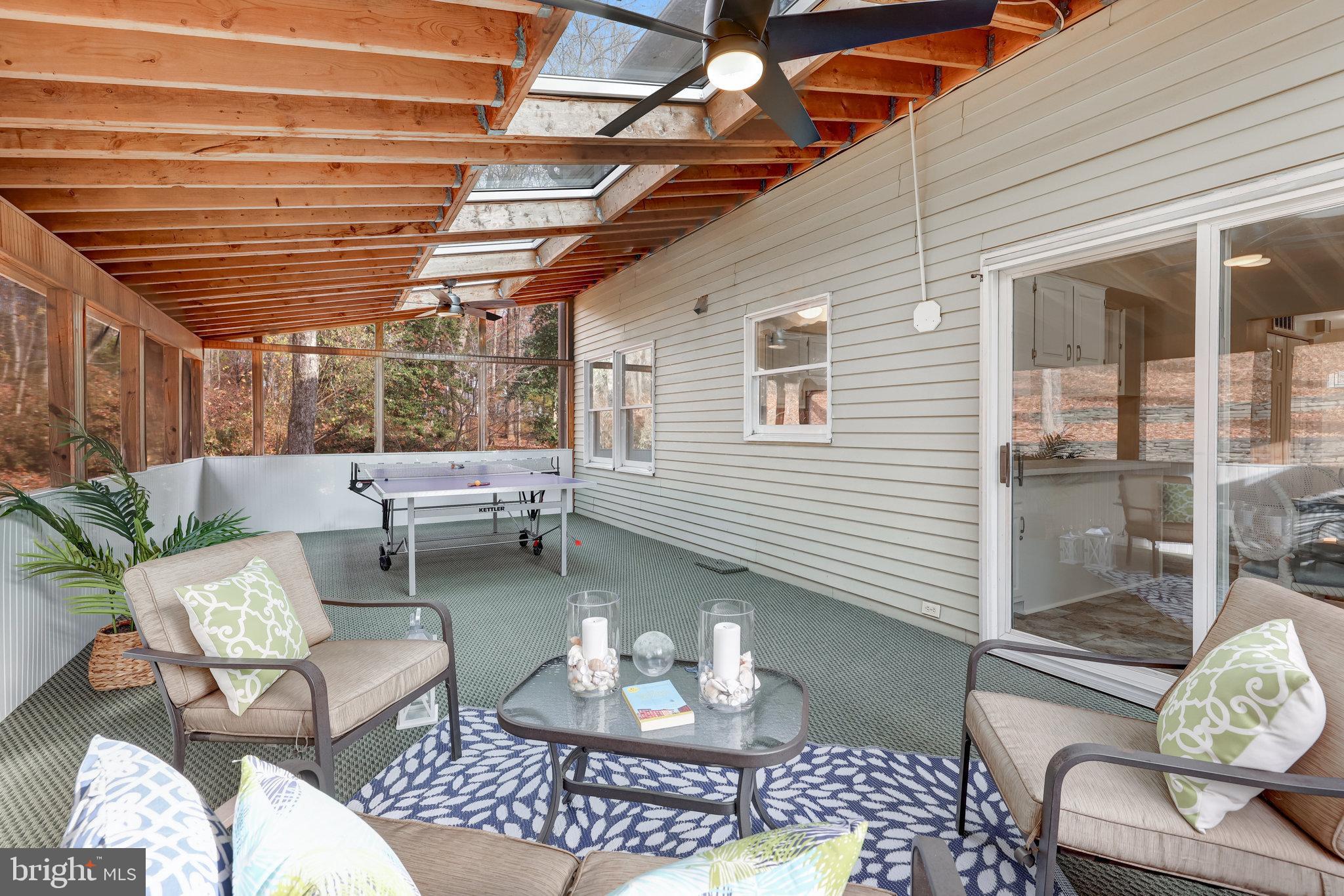 RESTON - Residential