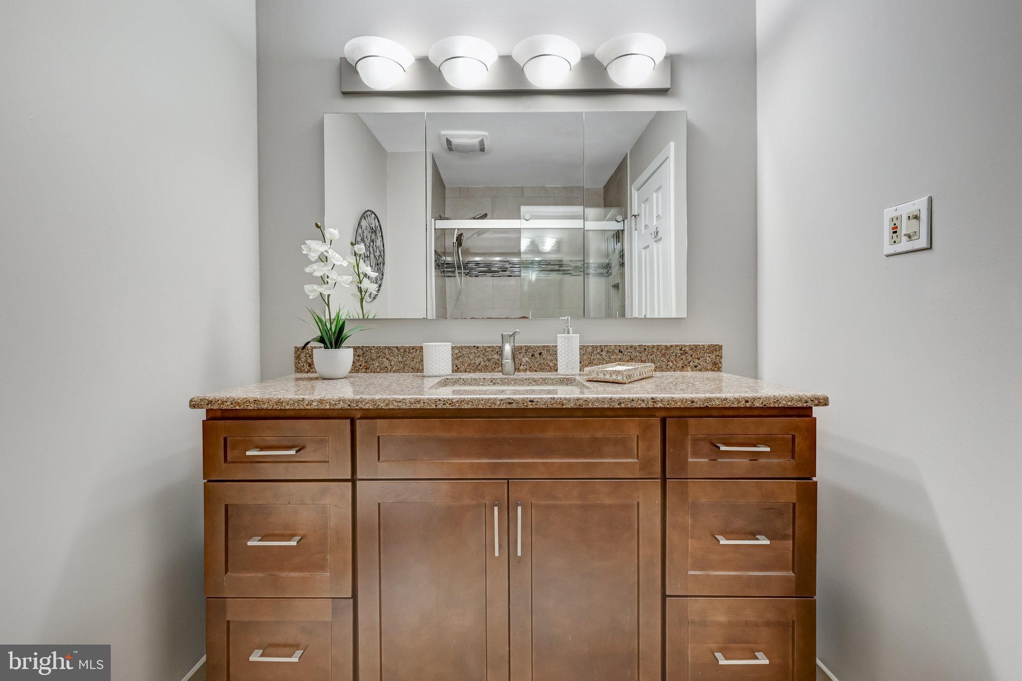 RESTON - Residential