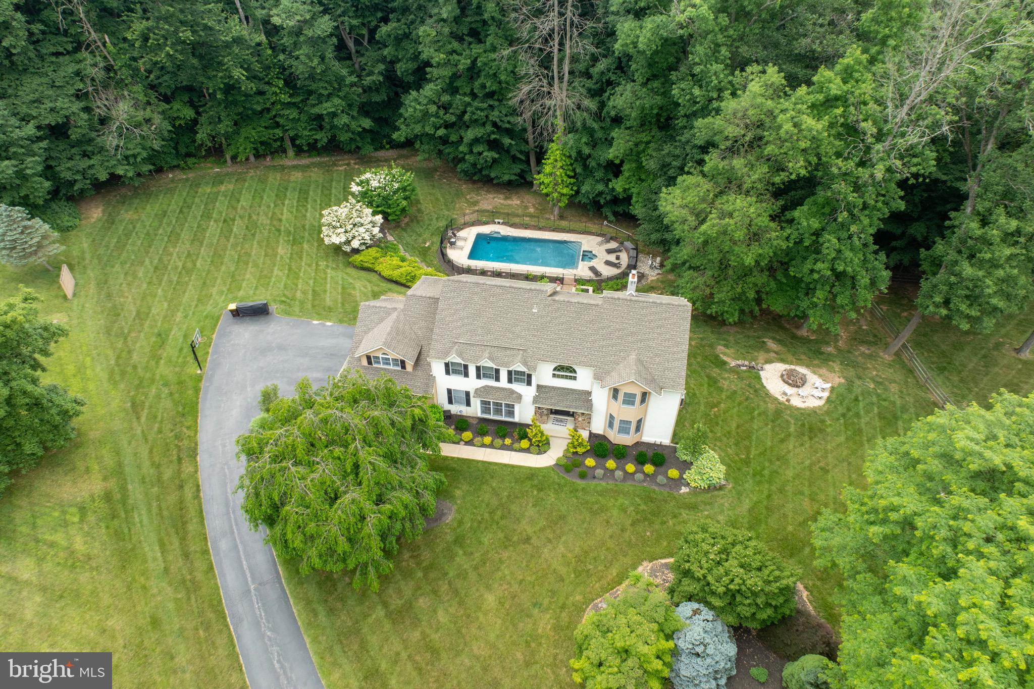 FAIRFIELDS - Residential