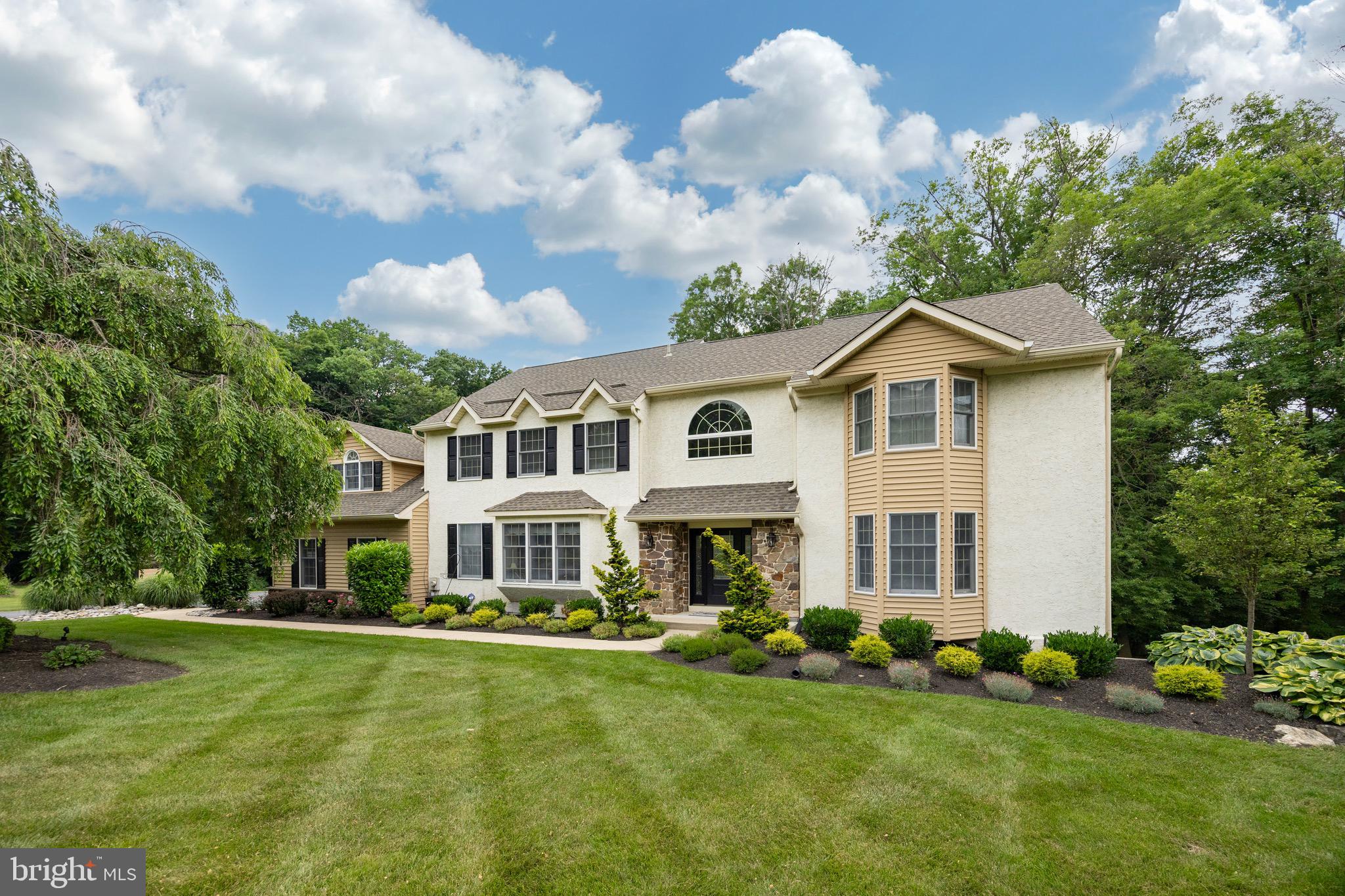 FAIRFIELDS - Residential