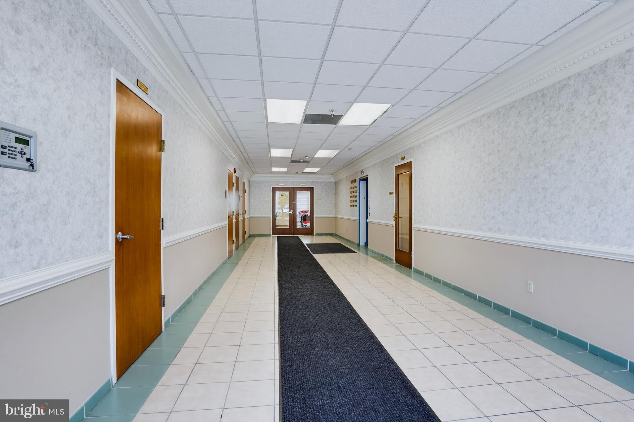 23076 THREE NOTCH ROAD 304