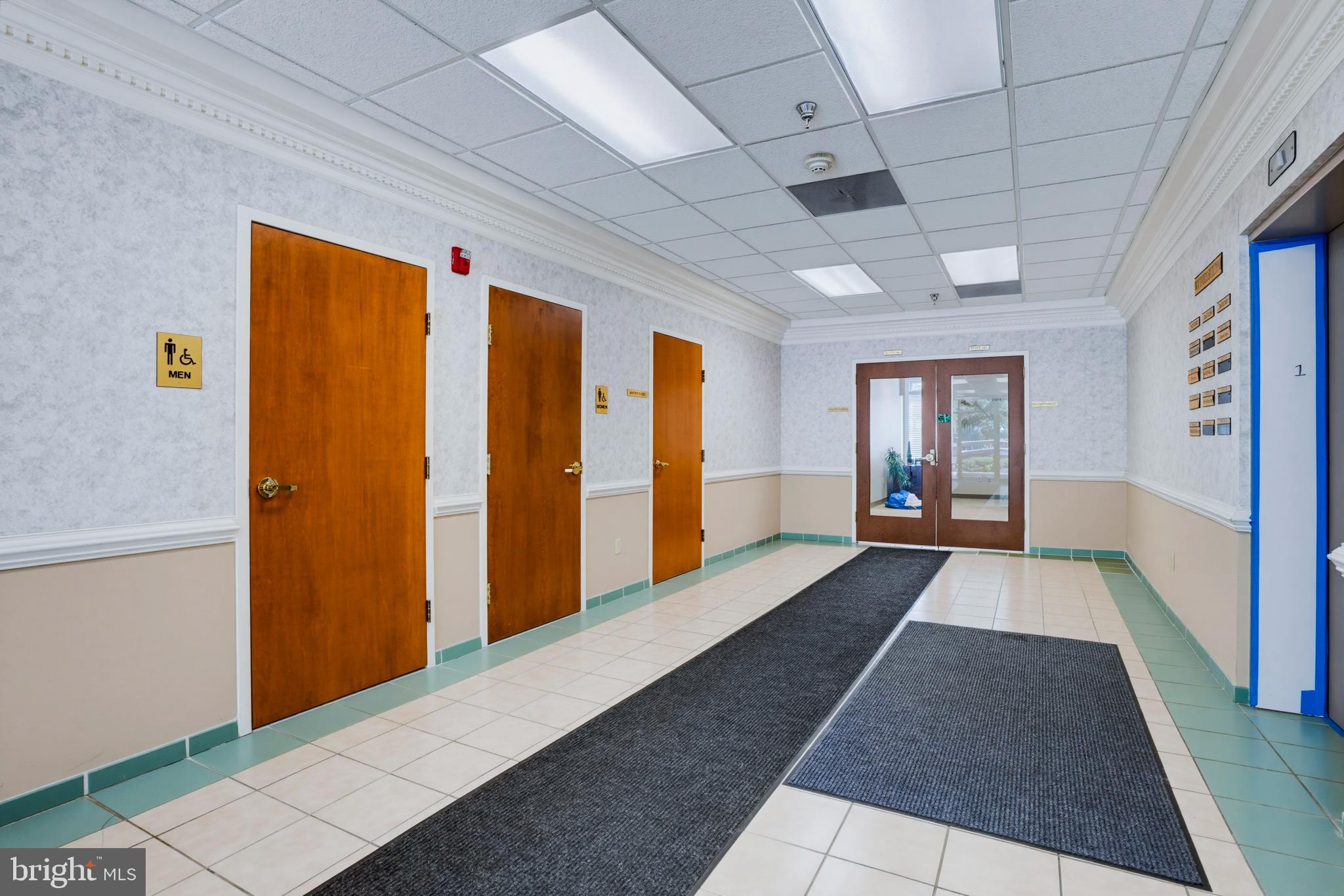 23076 THREE NOTCH ROAD 304