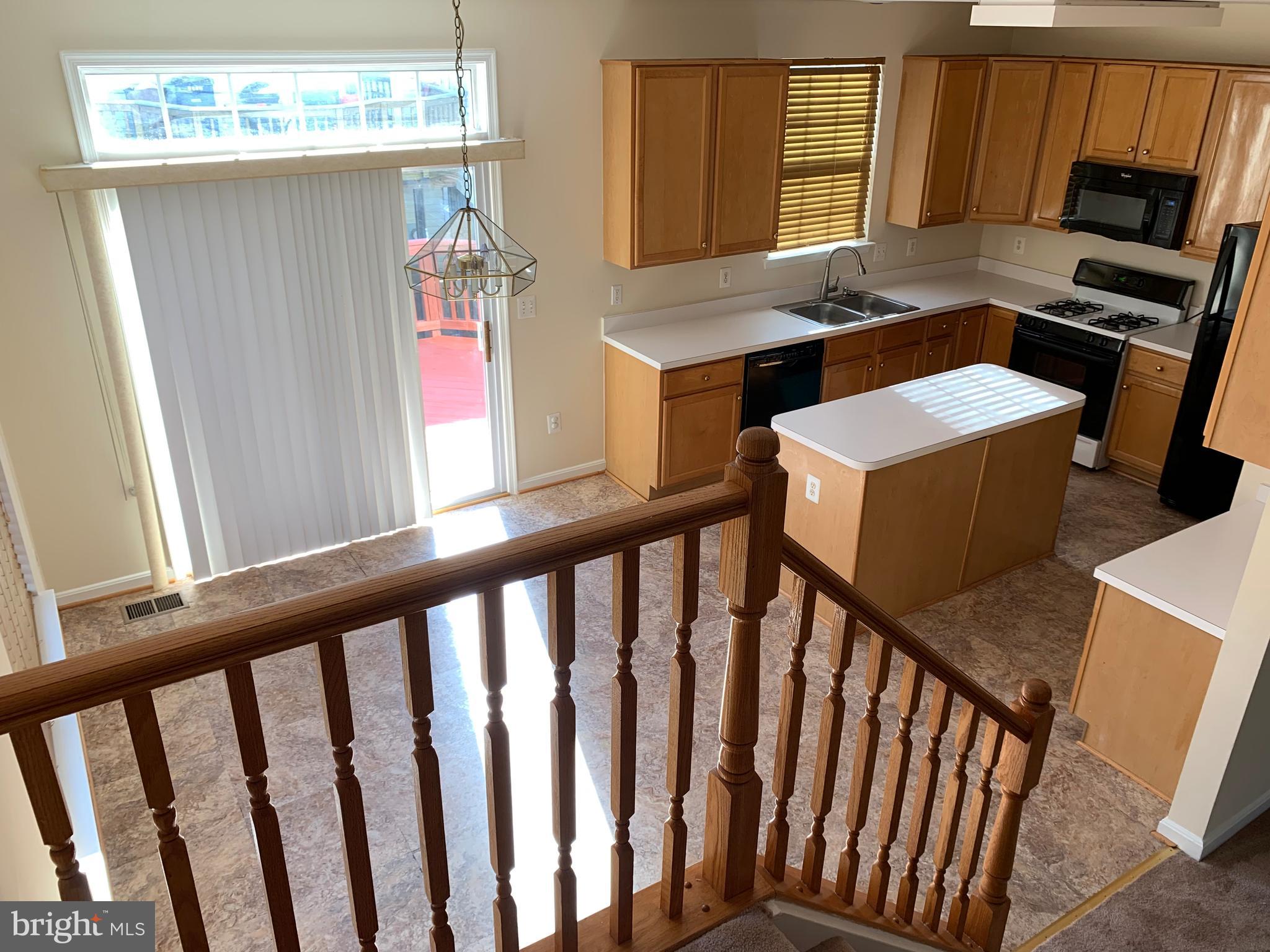 UNIVERISTY CENTER - Residential Lease