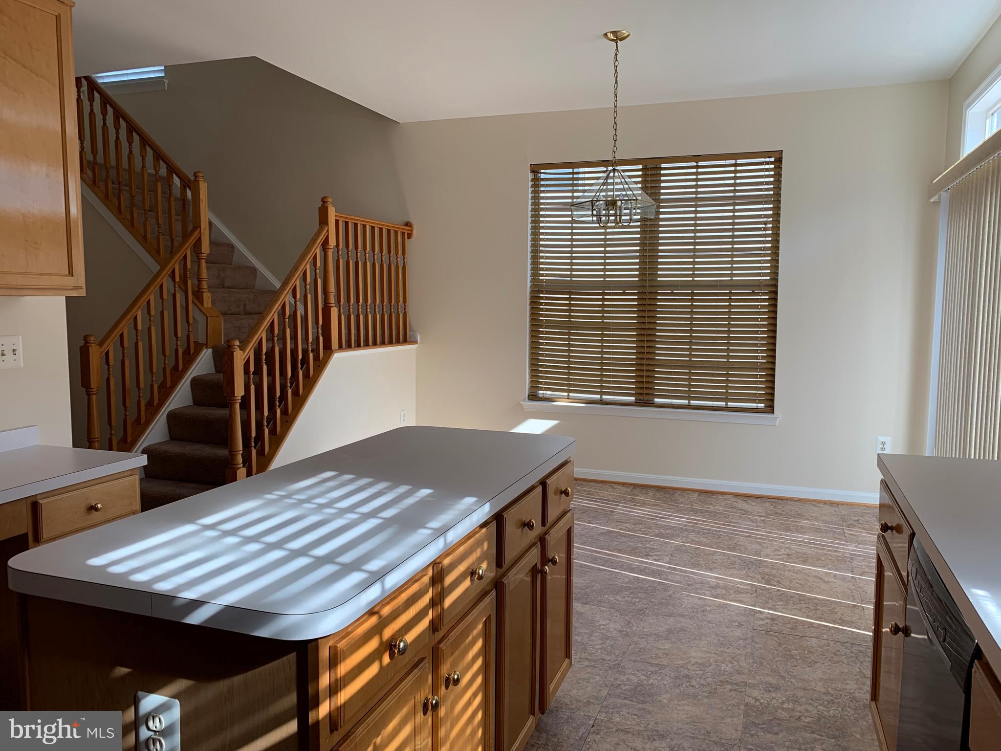 UNIVERISTY CENTER - Residential Lease