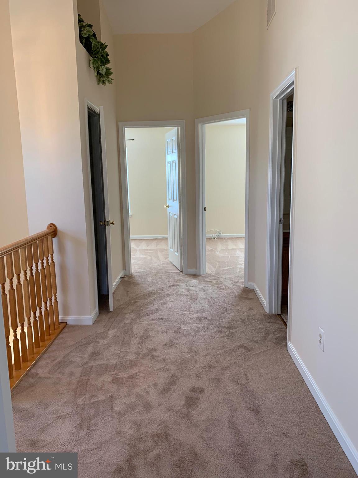 UNIVERISTY CENTER - Residential Lease