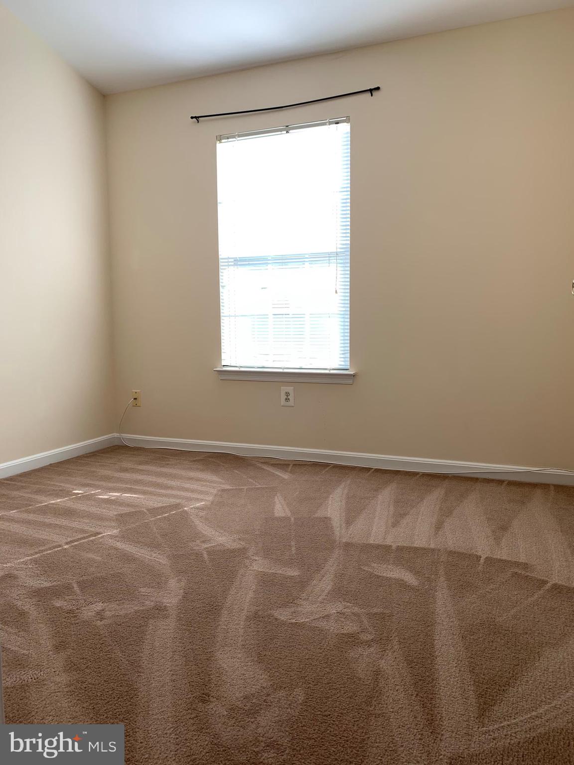 UNIVERISTY CENTER - Residential Lease