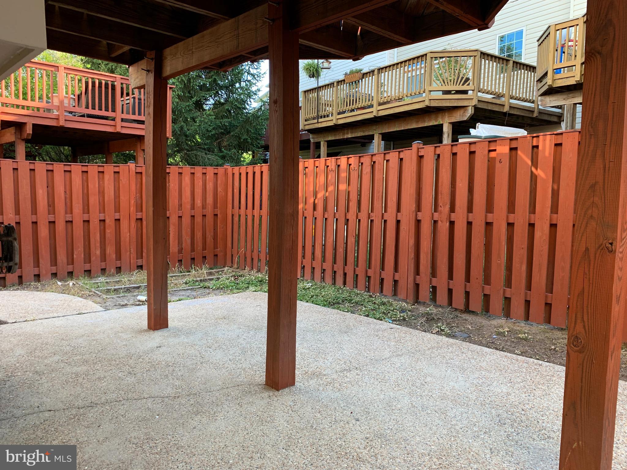 UNIVERISTY CENTER - Residential Lease