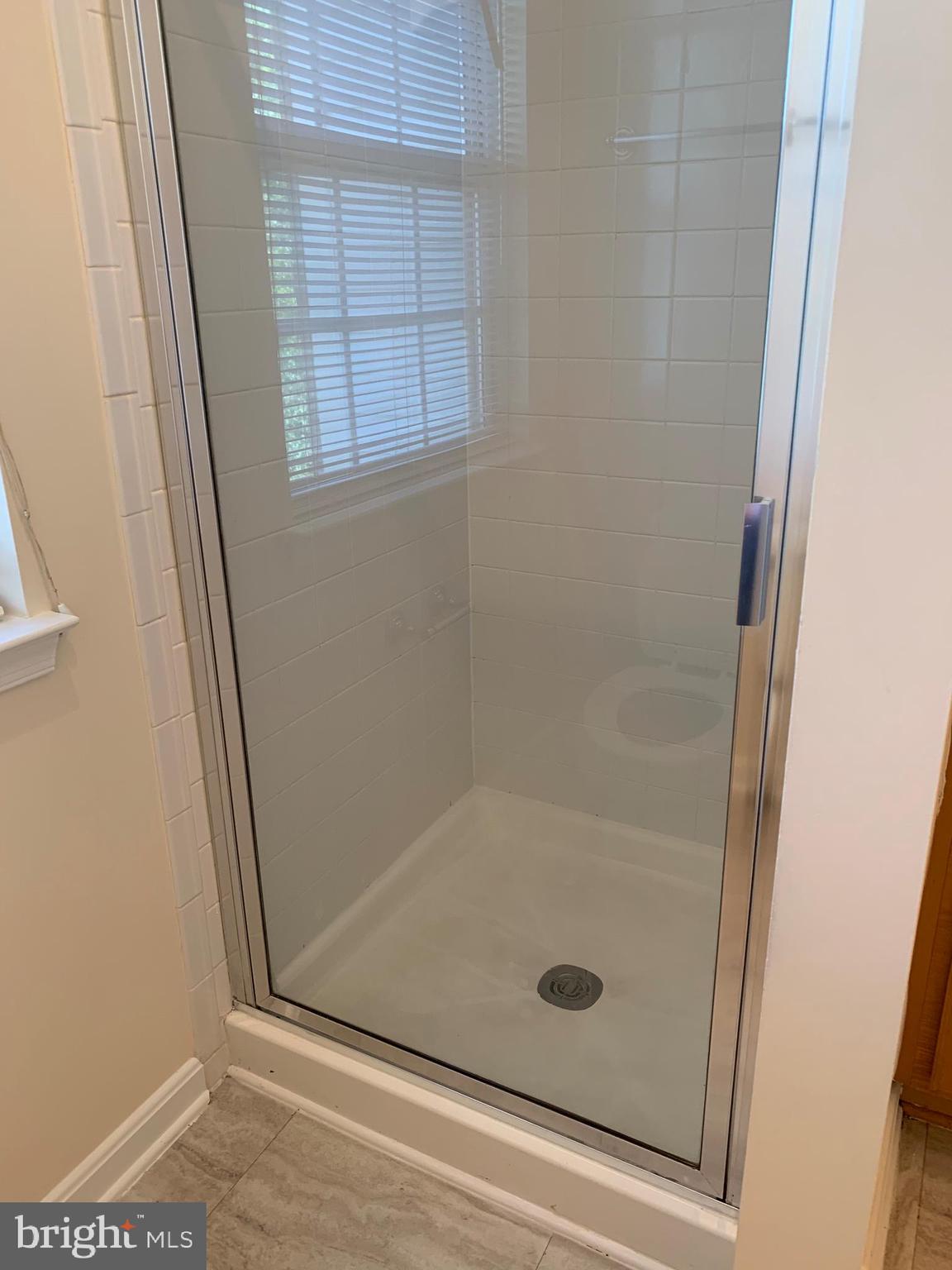 UNIVERISTY CENTER - Residential Lease