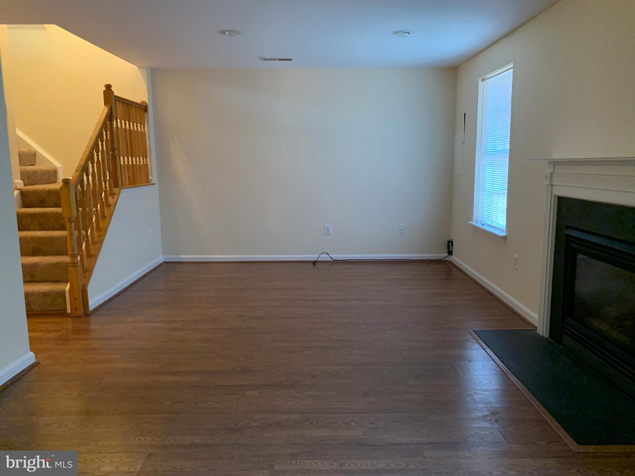 UNIVERISTY CENTER - Residential Lease