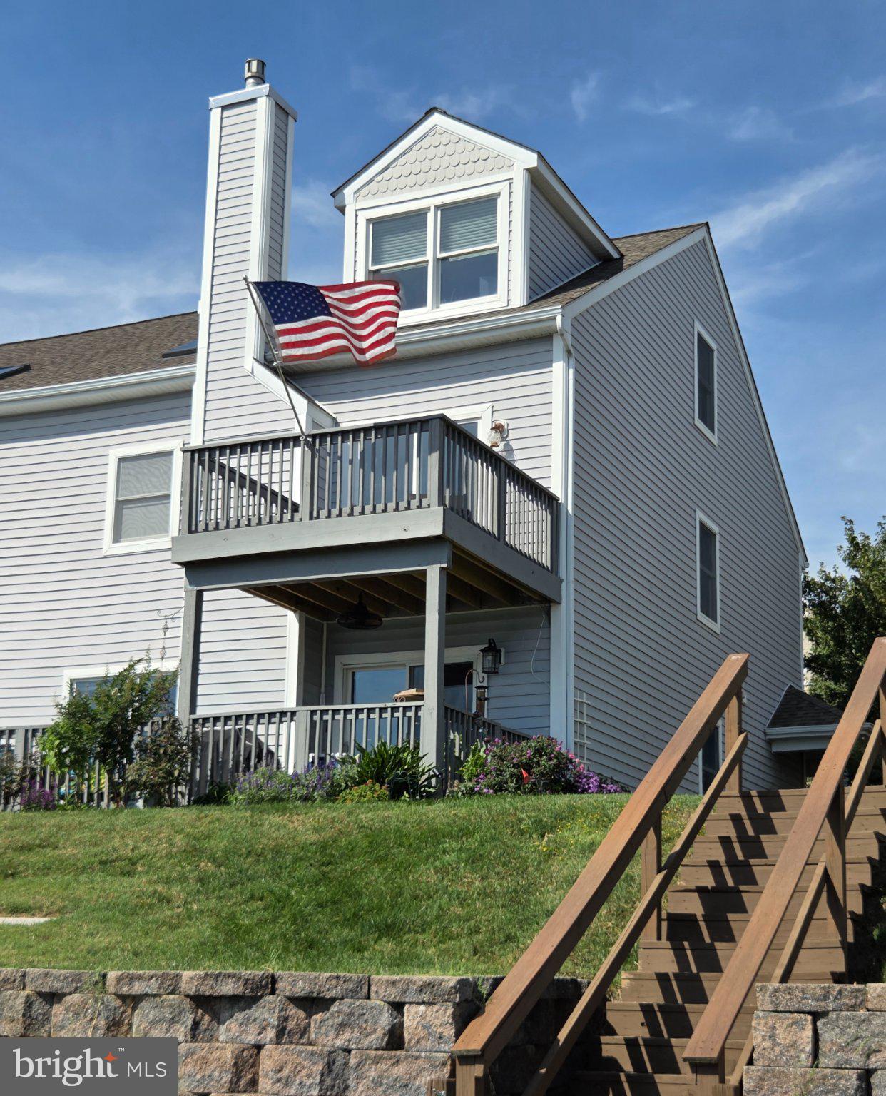 208 WIDGEON WAY