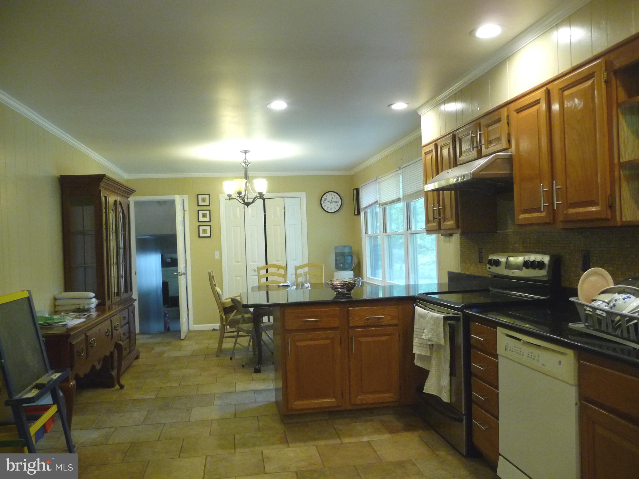 CLEARVIEW HEIGHTS - Residential Lease