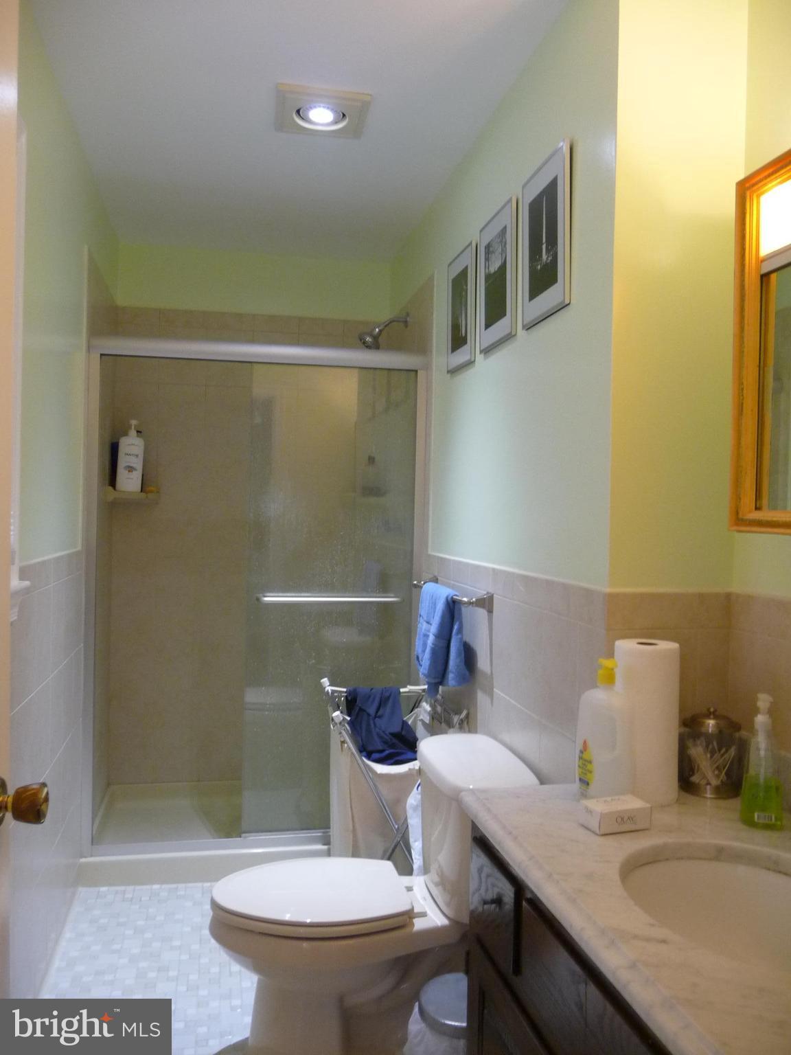 CLEARVIEW HEIGHTS - Residential Lease