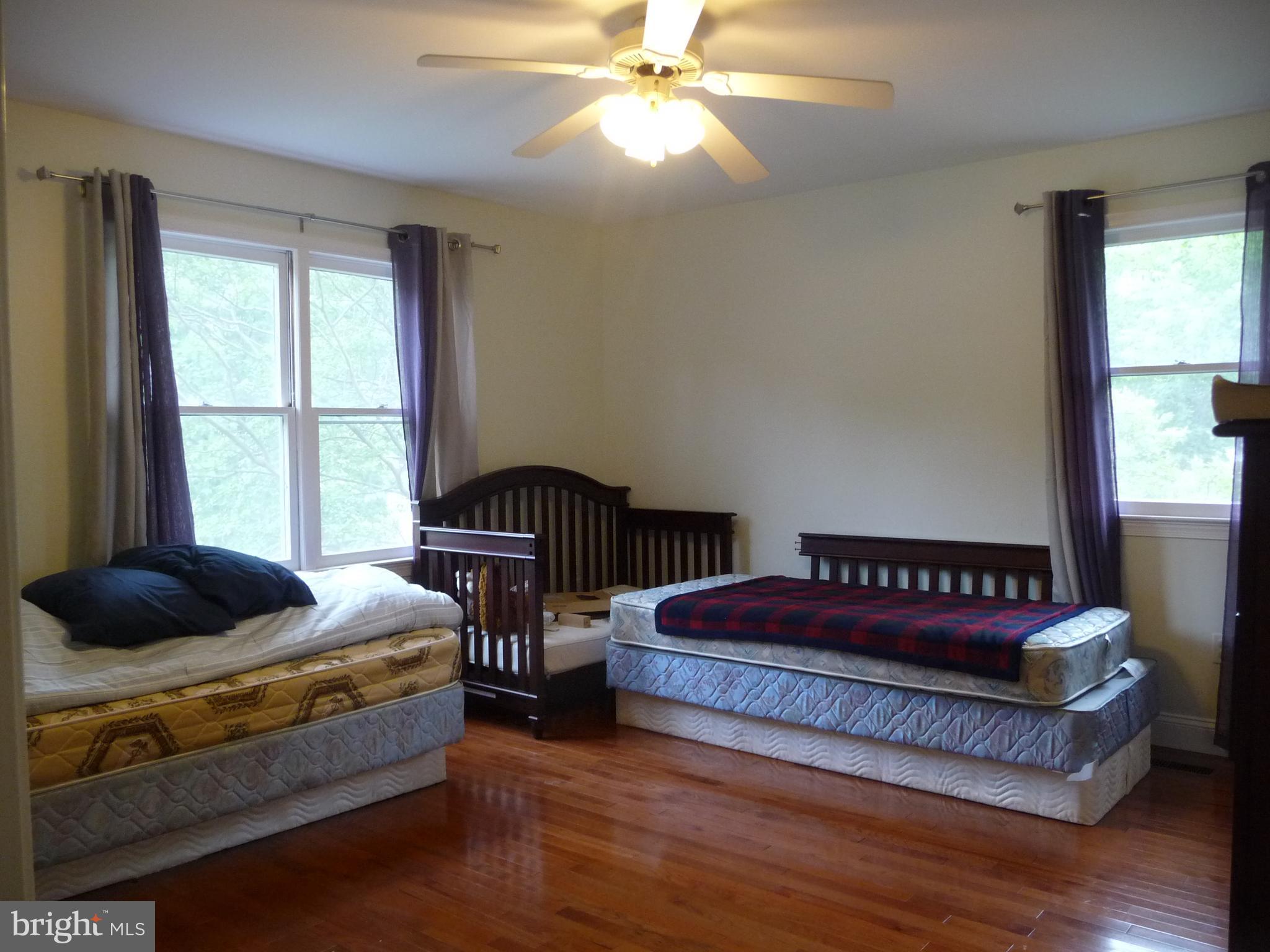 CLEARVIEW HEIGHTS - Residential Lease