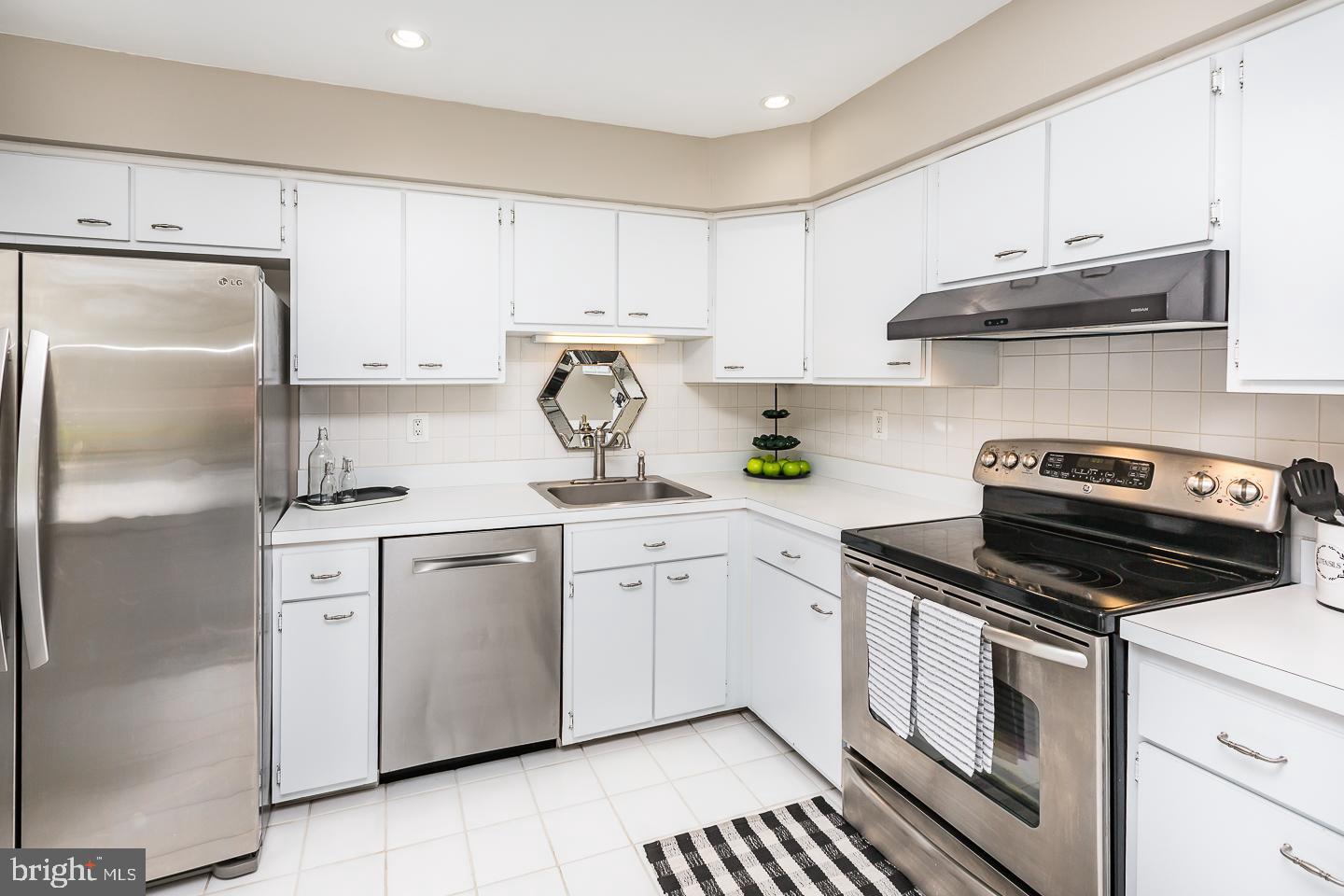 HUGHES PARK - Residential