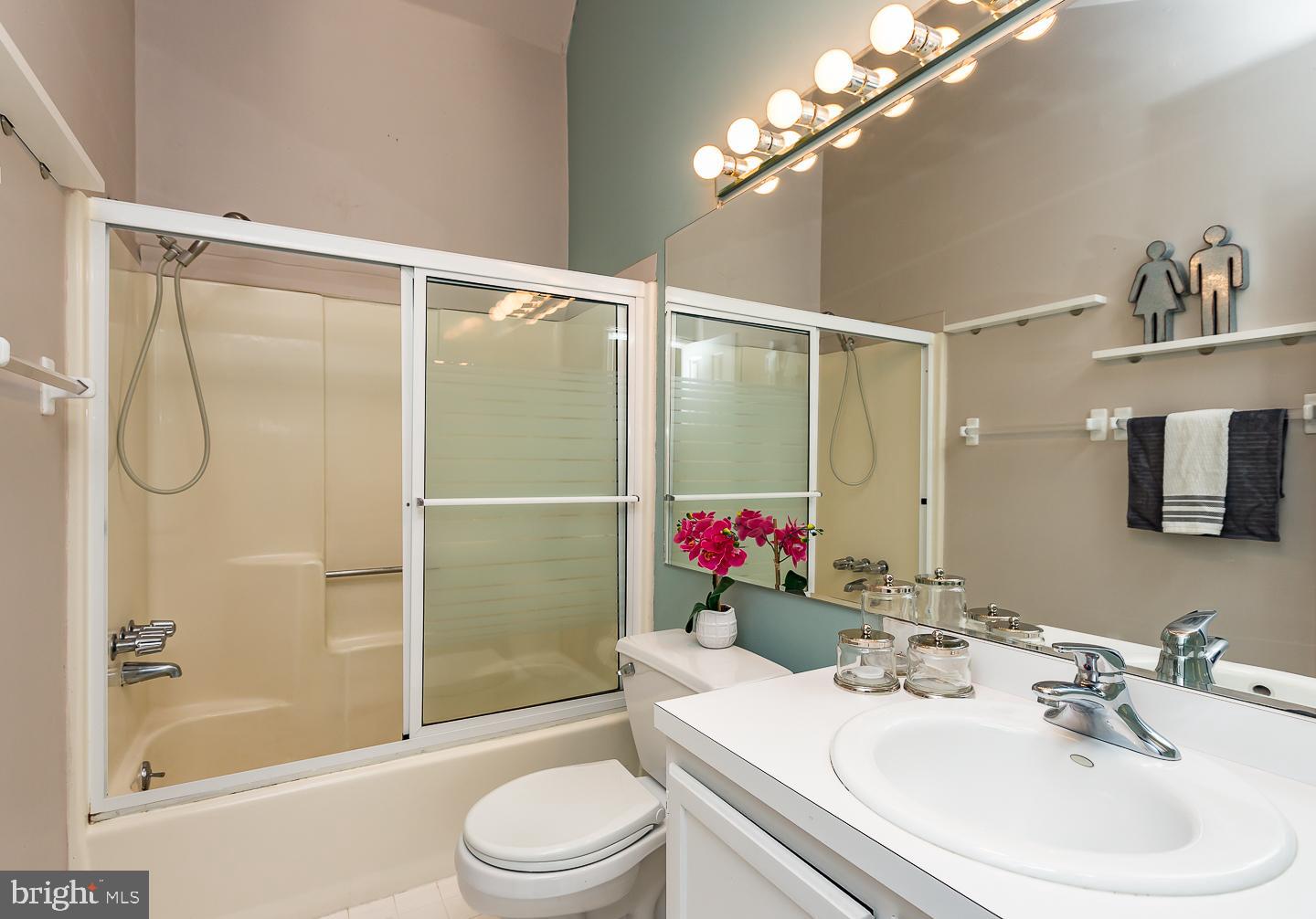 HUGHES PARK - Residential