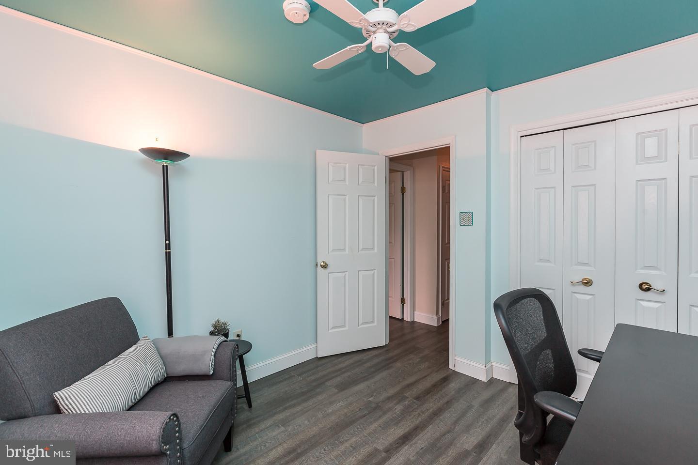 HUGHES PARK - Residential