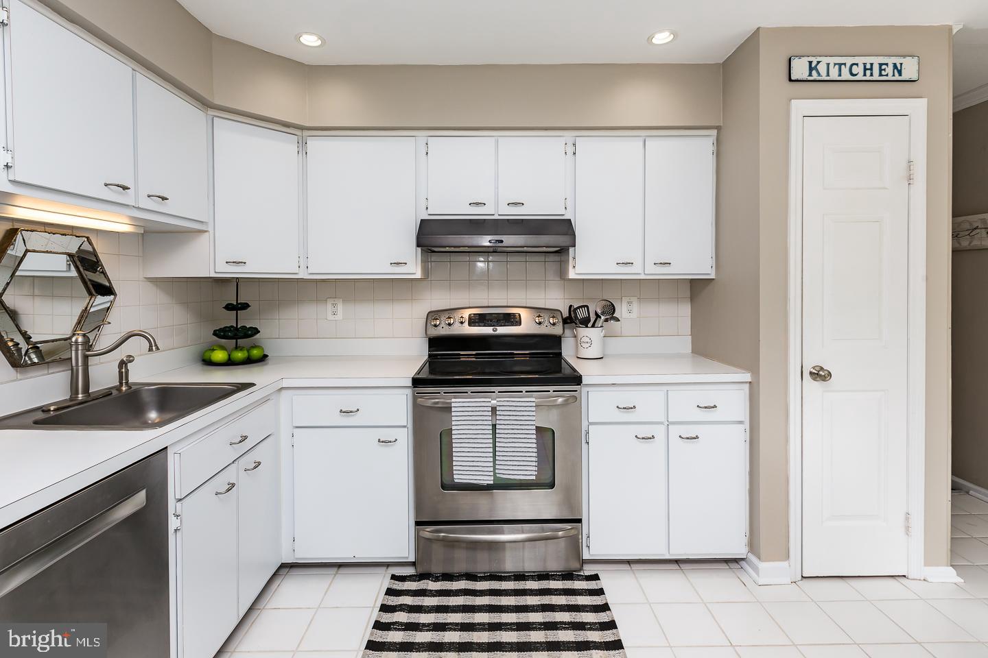 HUGHES PARK - Residential