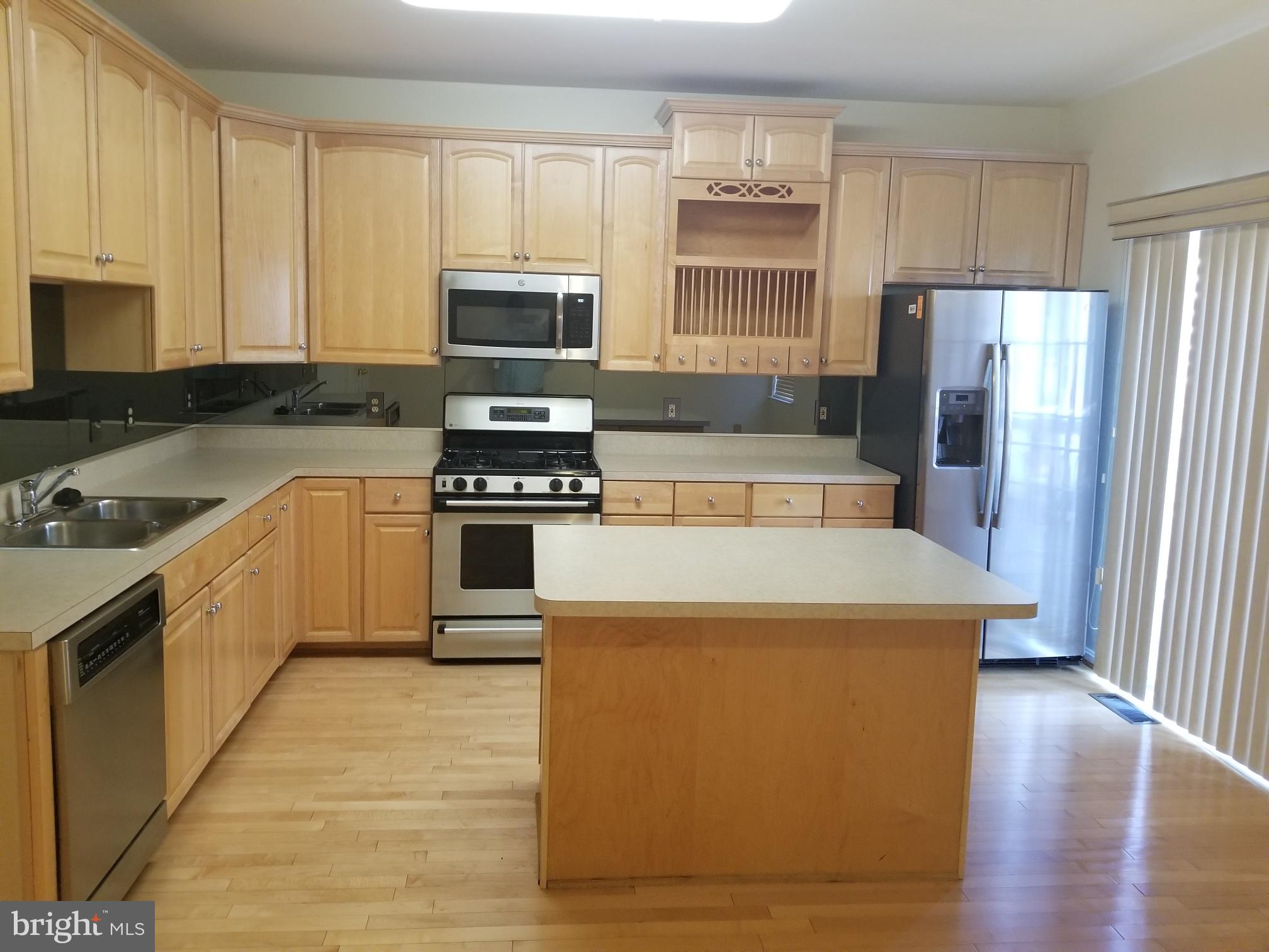 WOODVIEW VILLAGE - Residential