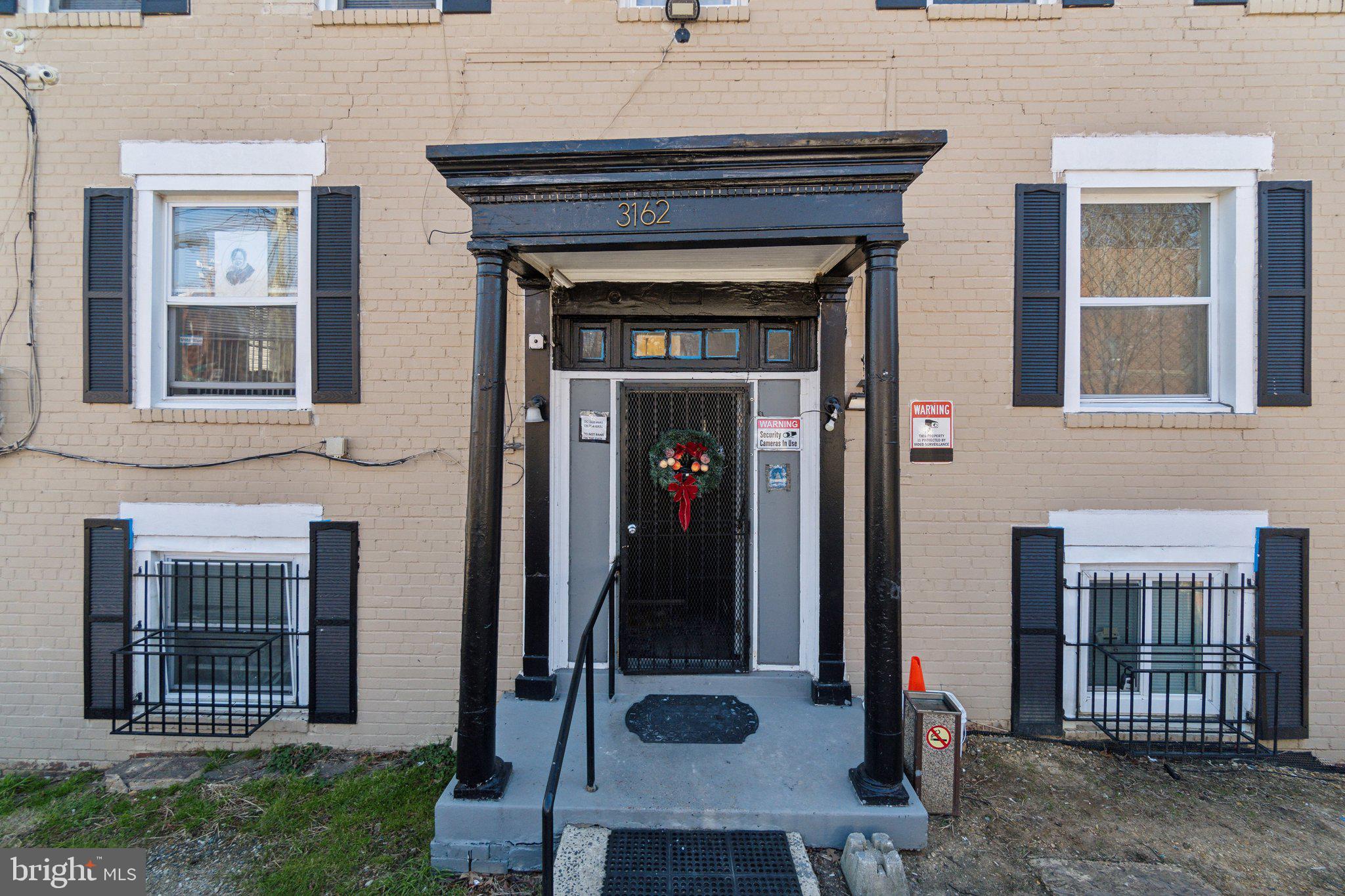 3162 BUENA VISTA TERRACE SE