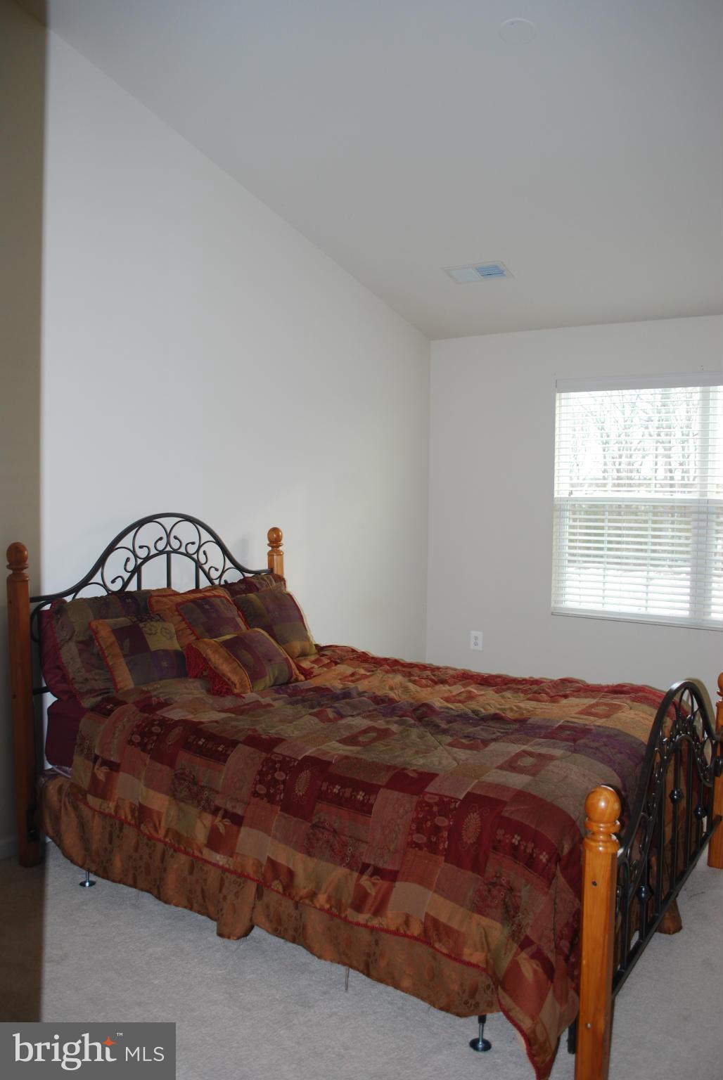 ST CHARLES SUB - GLENEAGLES - Residential Lease