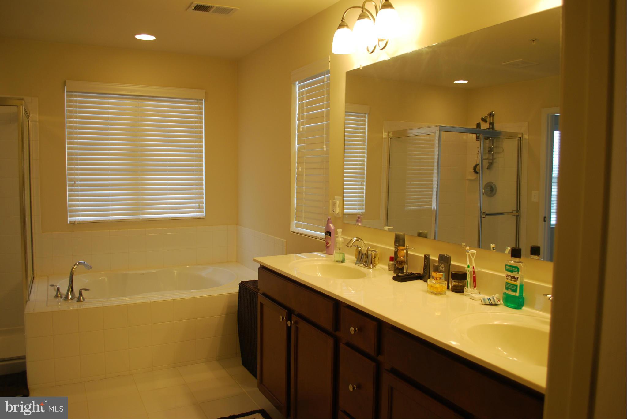 ST CHARLES SUB - GLENEAGLES - Residential Lease