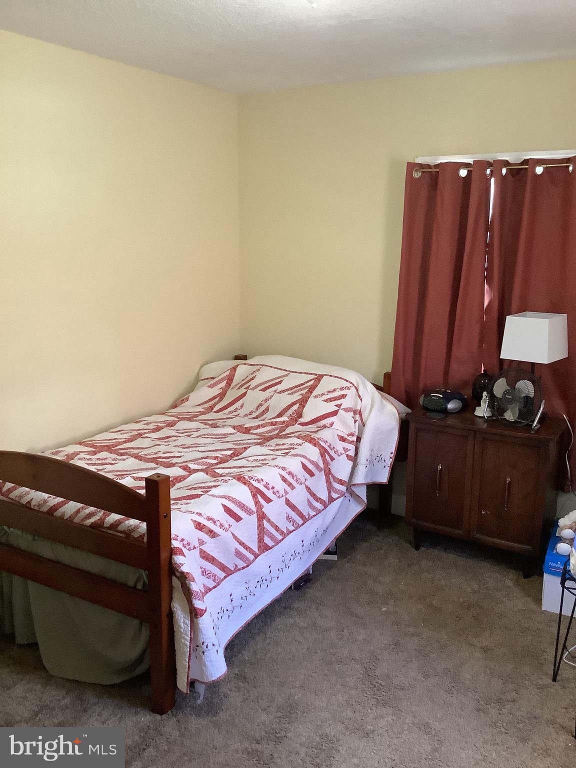 METROPOLITAN HOMES - Residential