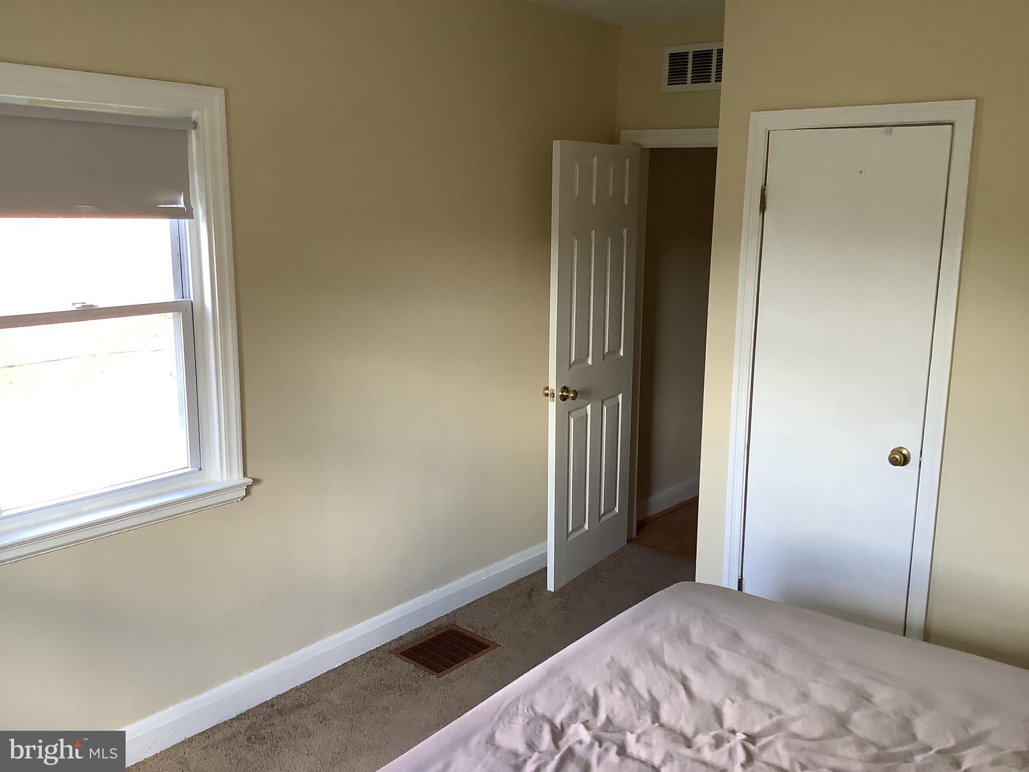 METROPOLITAN HOMES - Residential