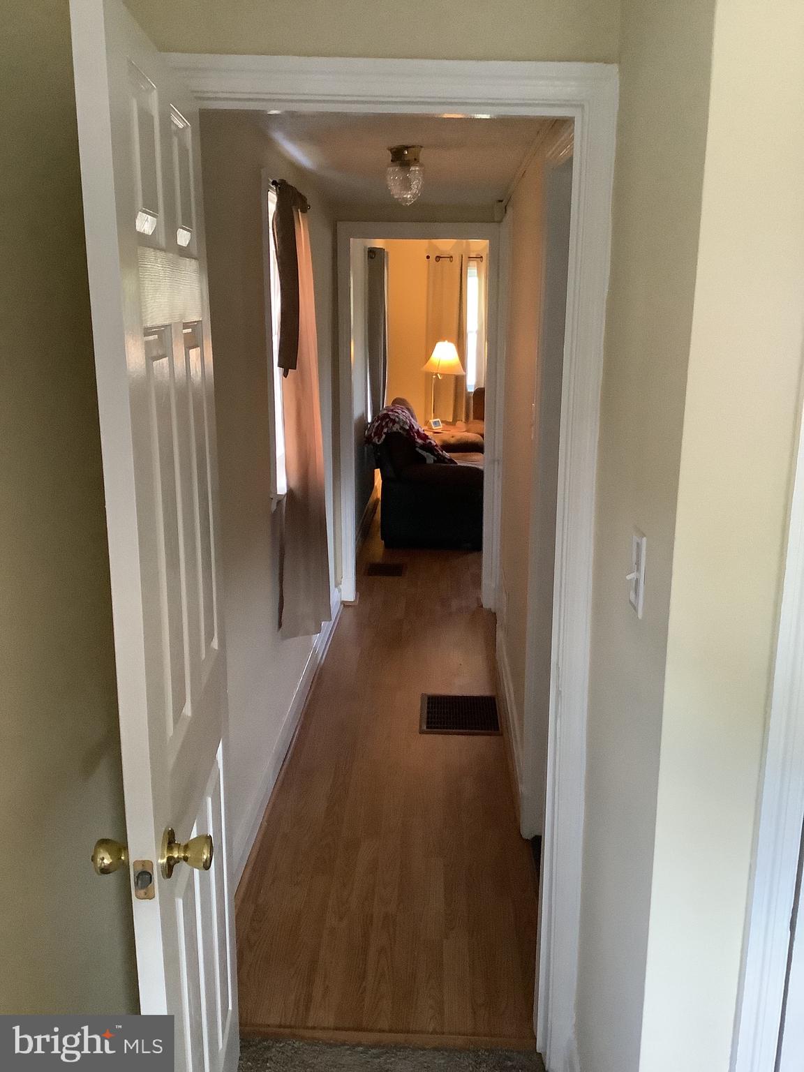 METROPOLITAN HOMES - Residential