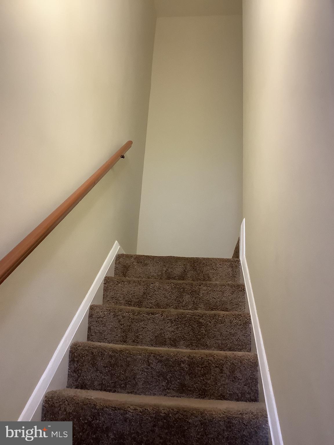 METROPOLITAN HOMES - Residential