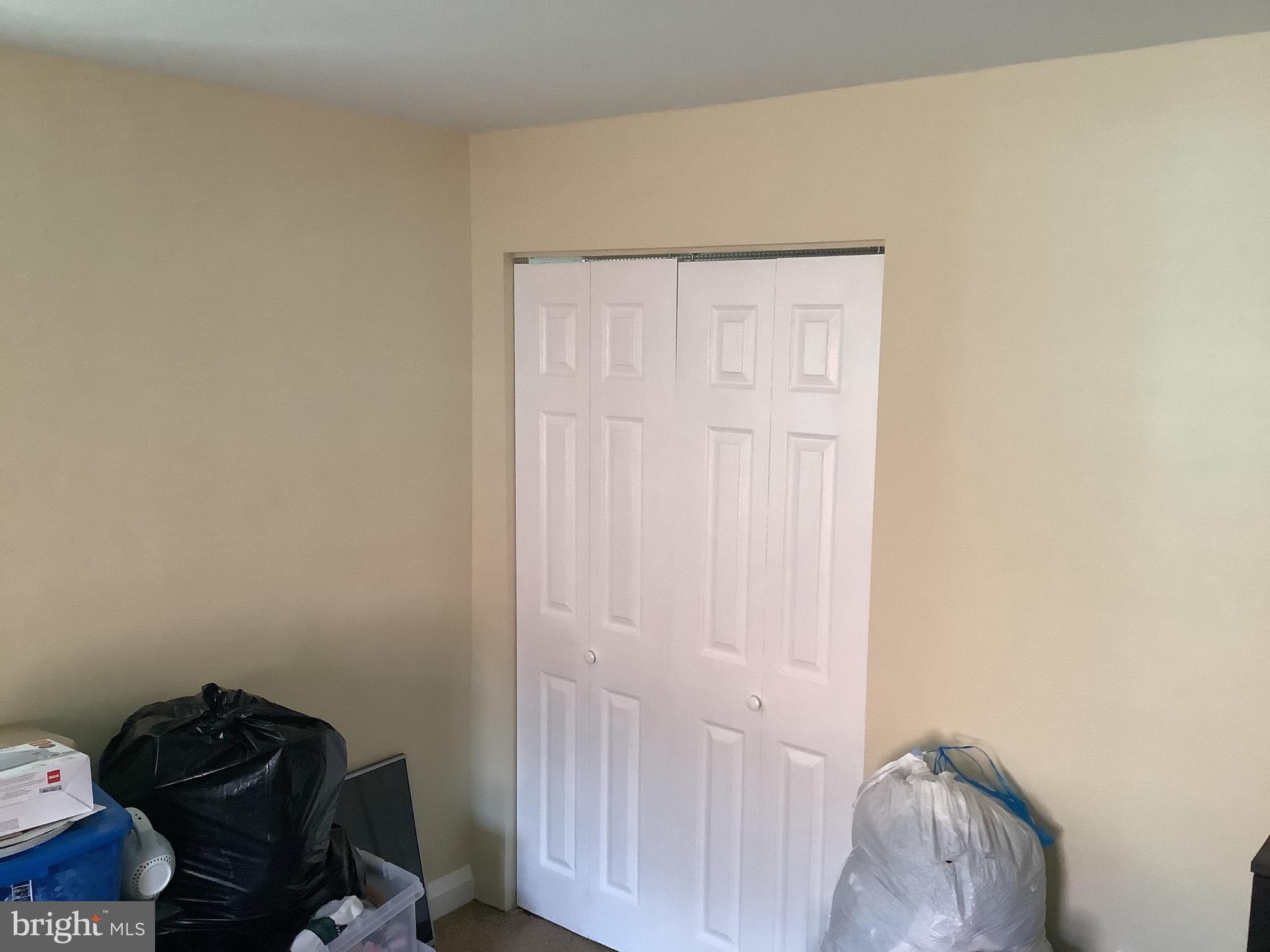 METROPOLITAN HOMES - Residential