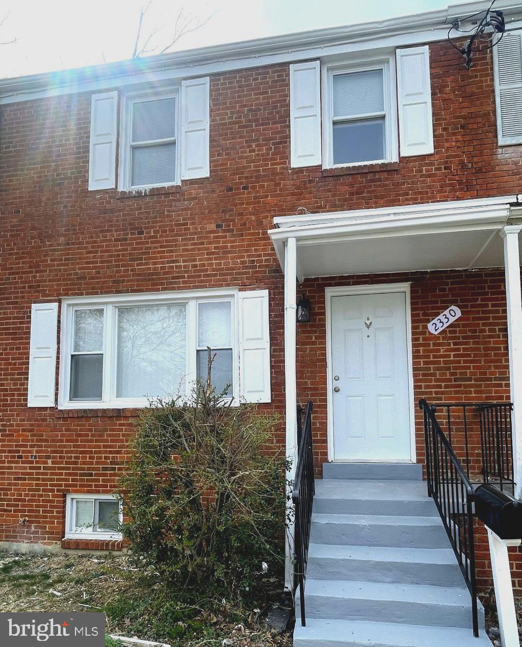 ***$5,000 Closing Help*** Welcome to this beautifully renovated 4-bedroom, 3.5-bath brick end-unit townhouse that truly checks all the boxes. Step inside to find high-end finishes throughout, starting with brand new flooring that flows seamlessly into a modern kitchen with sleek cabinetry and all-new appliances. Every bathroom has been completely redesigned with stylish, contemporary touches. This home also features a brand new roof and HVAC system, offering comfort and peace of mind for years to come. Move-in ready and filled with upgrades, this is the one you’ve been waiting for.