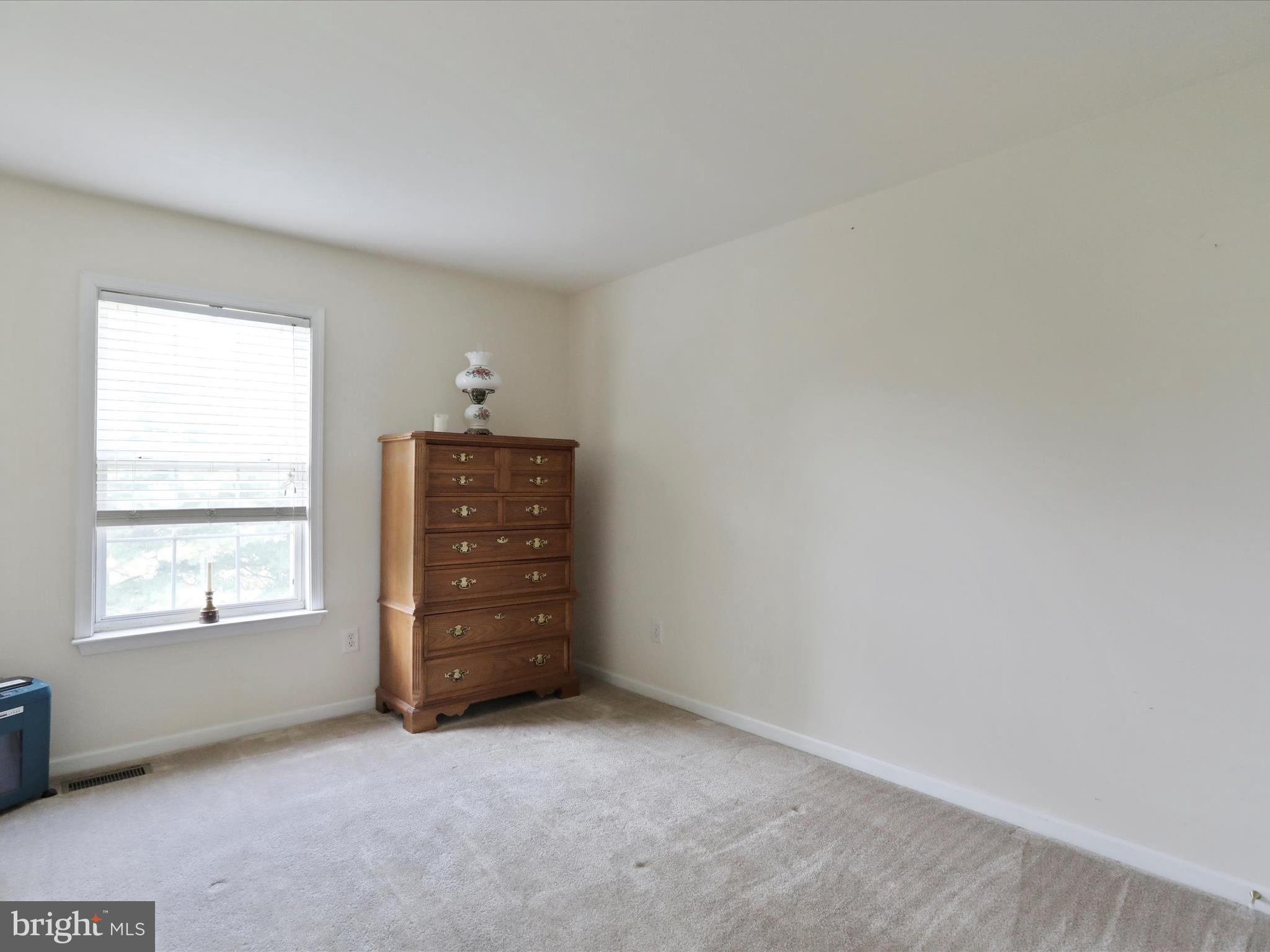 TWIN ACRES - Residential